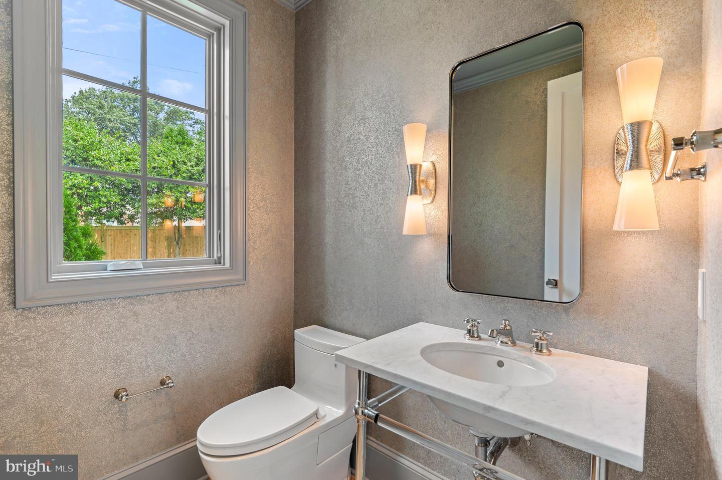 5017 Upton St NW - Washington DC