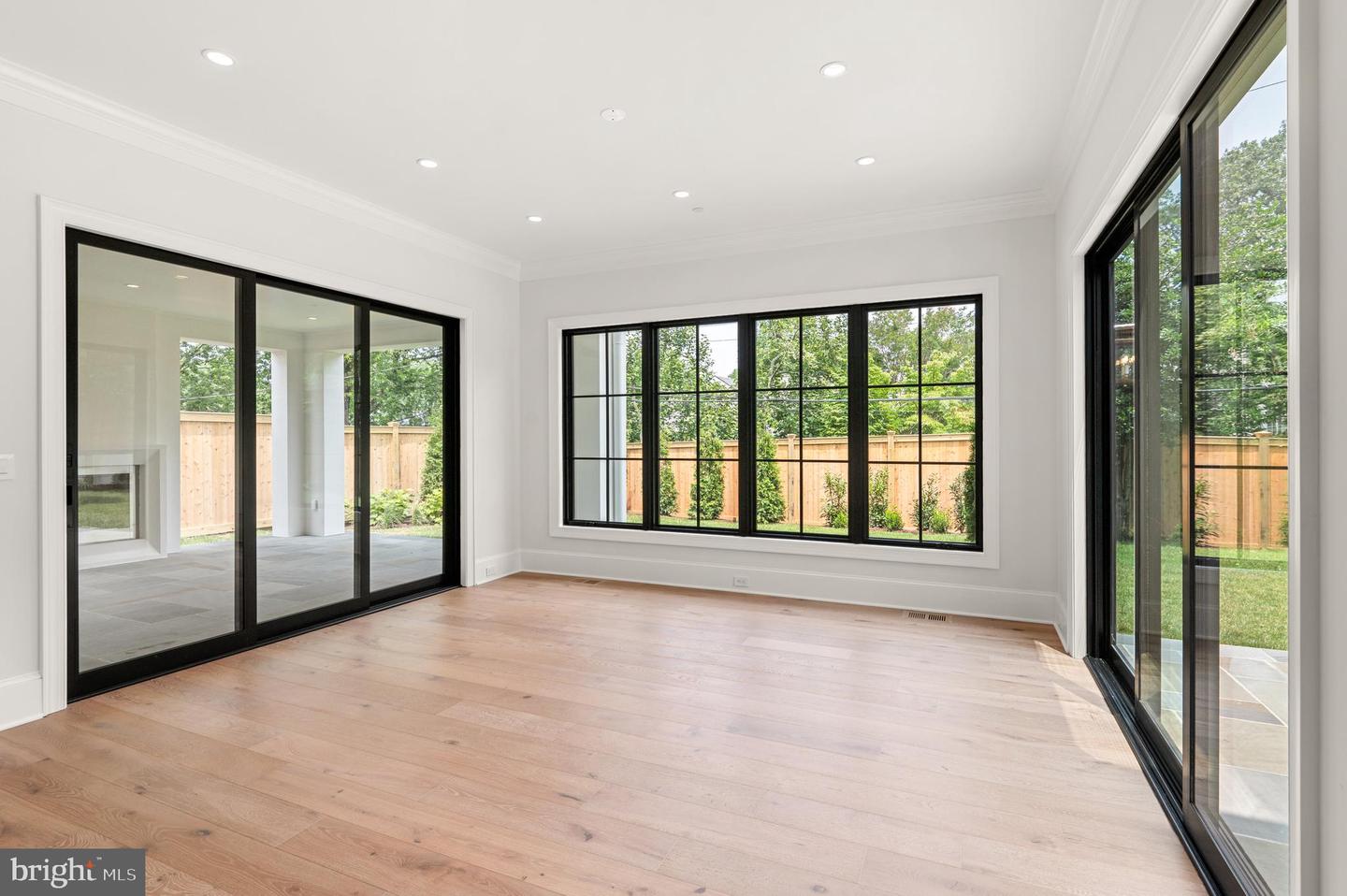 5017 Upton St NW - Washington DC