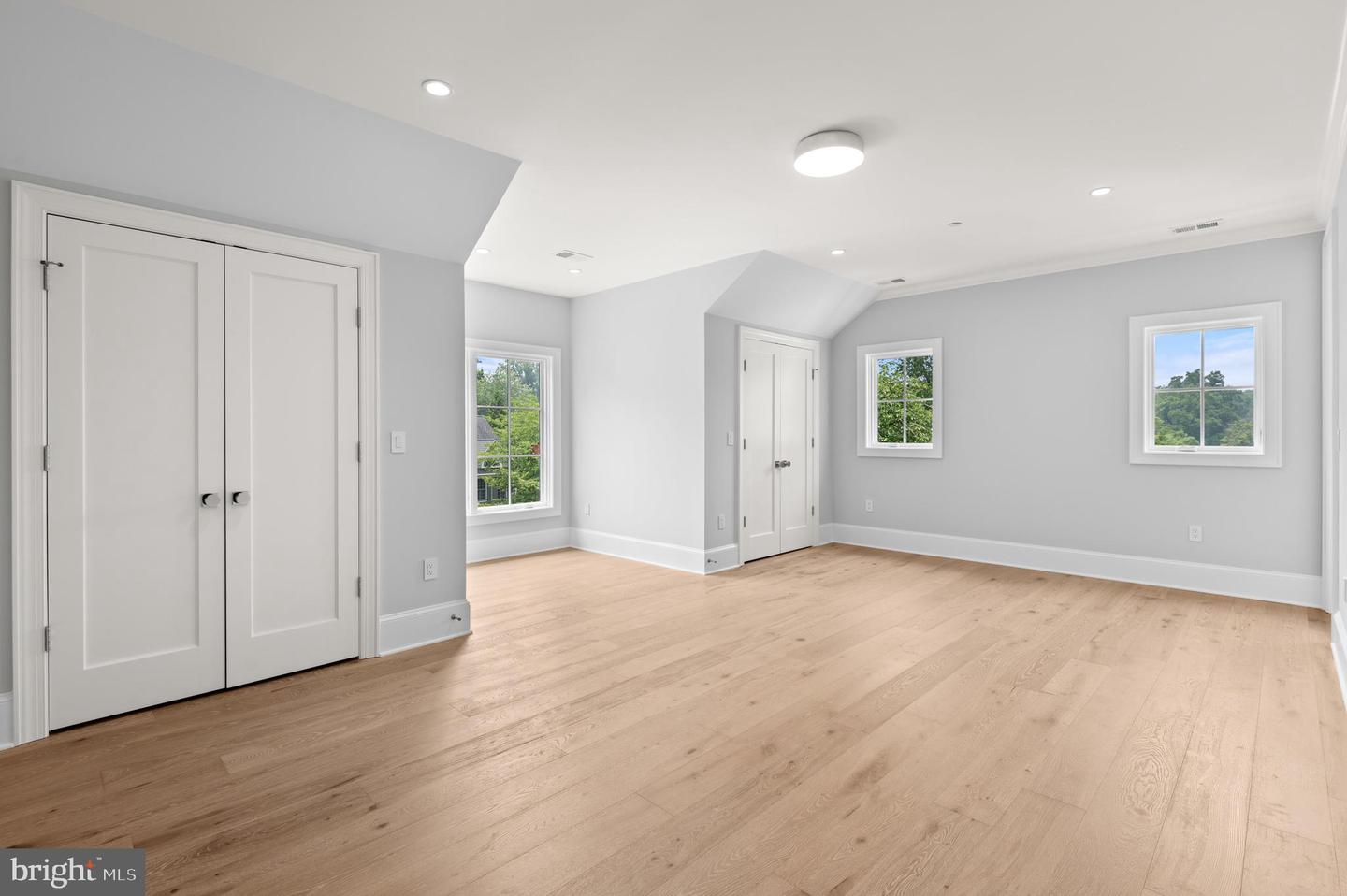 5017 Upton St NW - Washington DC