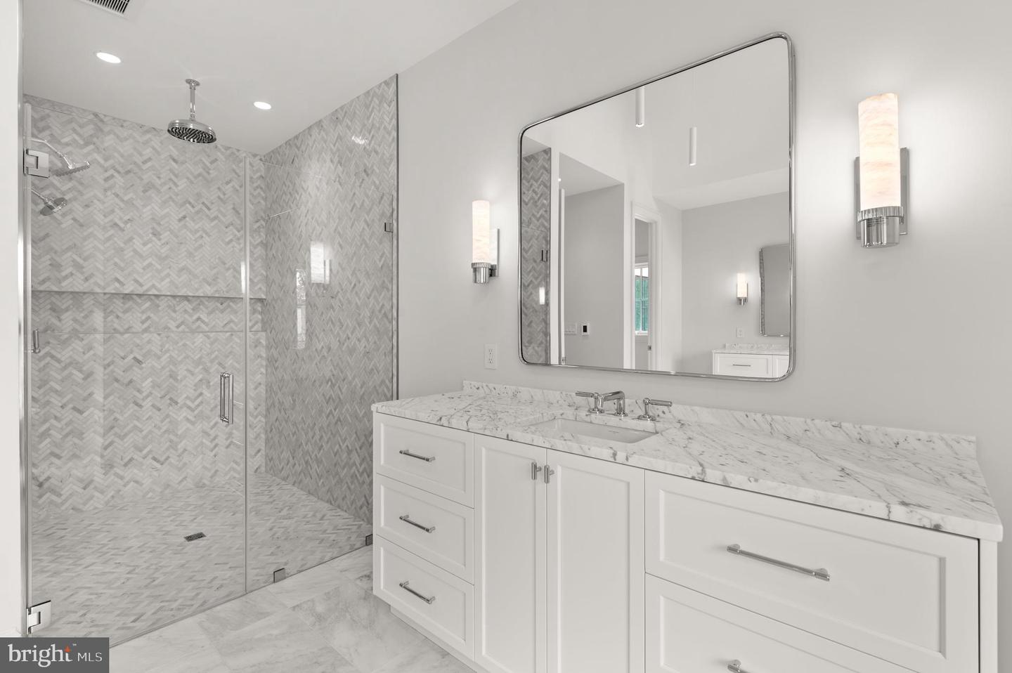 5017 Upton St NW - Washington DC