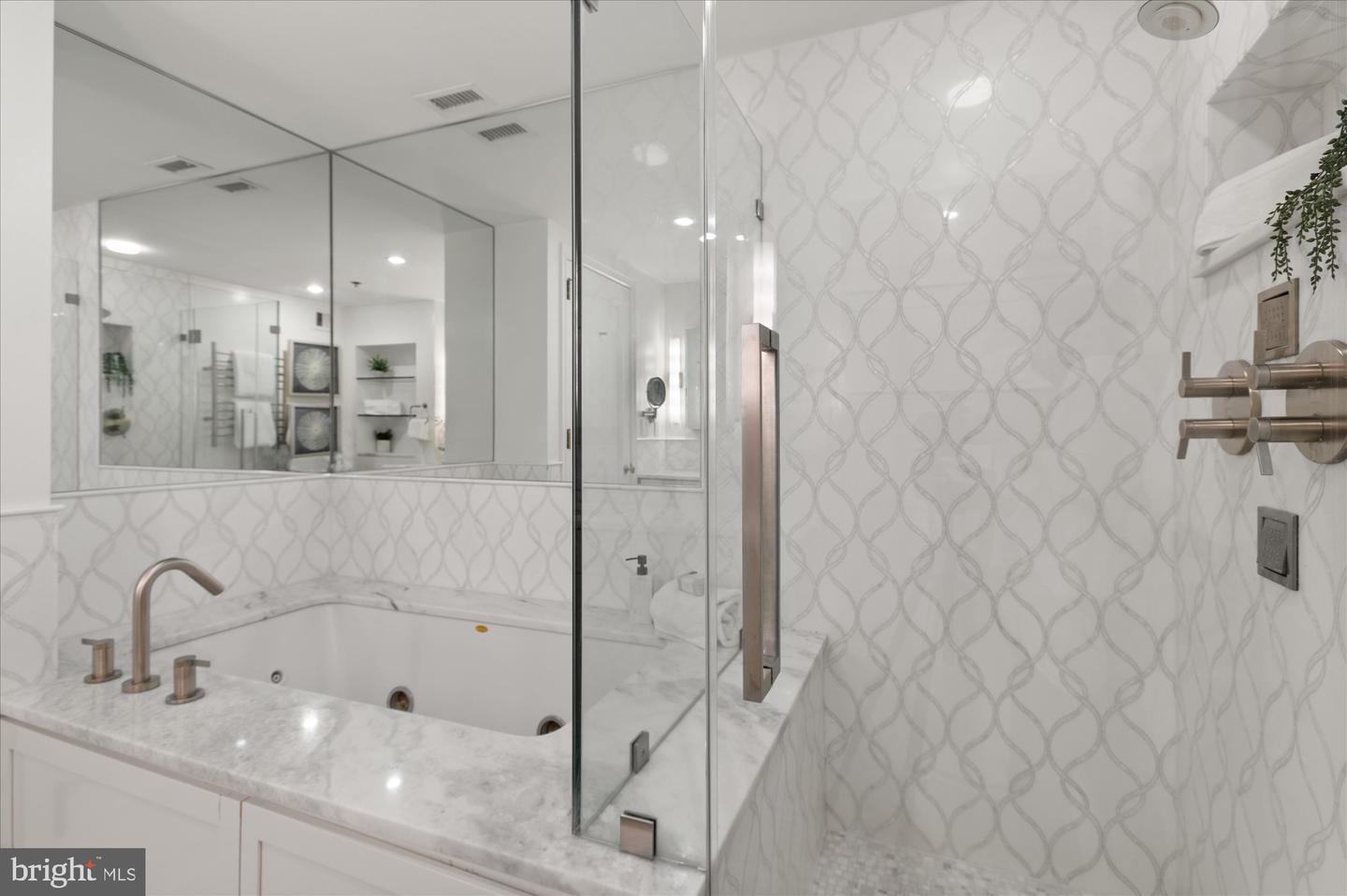 1155 23rd St NW #Ph3n - Washington DC