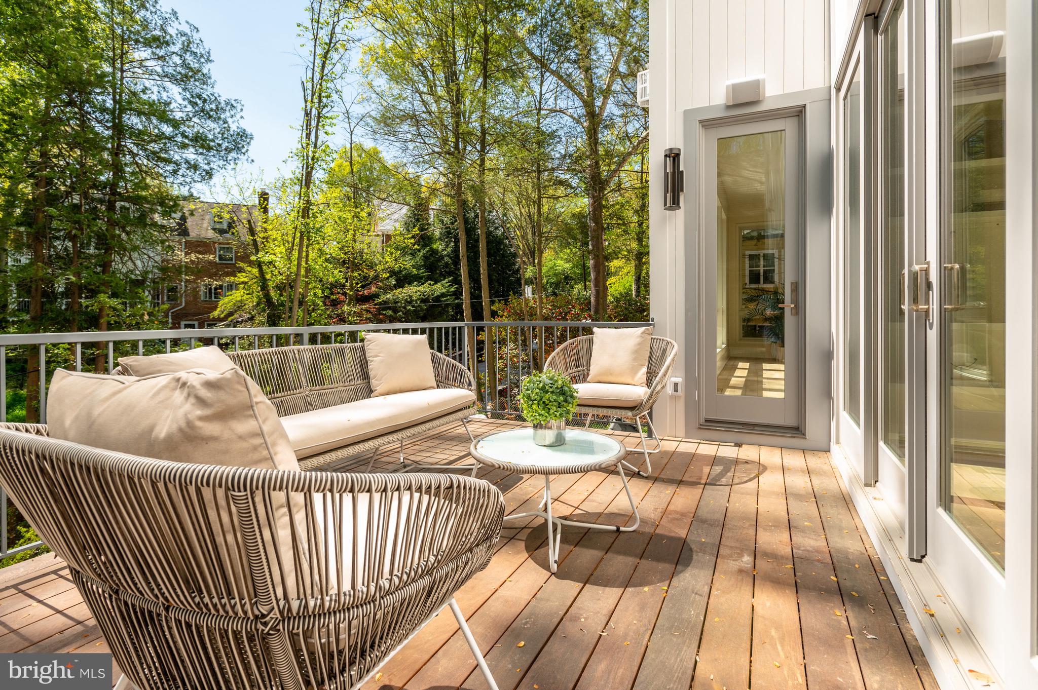 2838 Chesterfield Pl NW - Washington DC