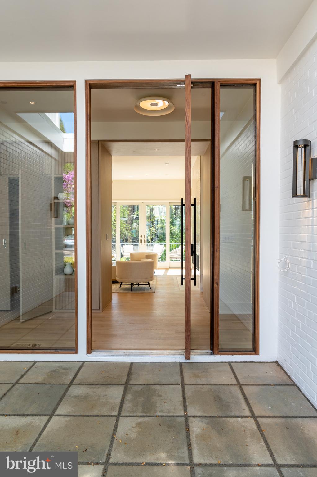 2838 Chesterfield Pl NW - Washington DC