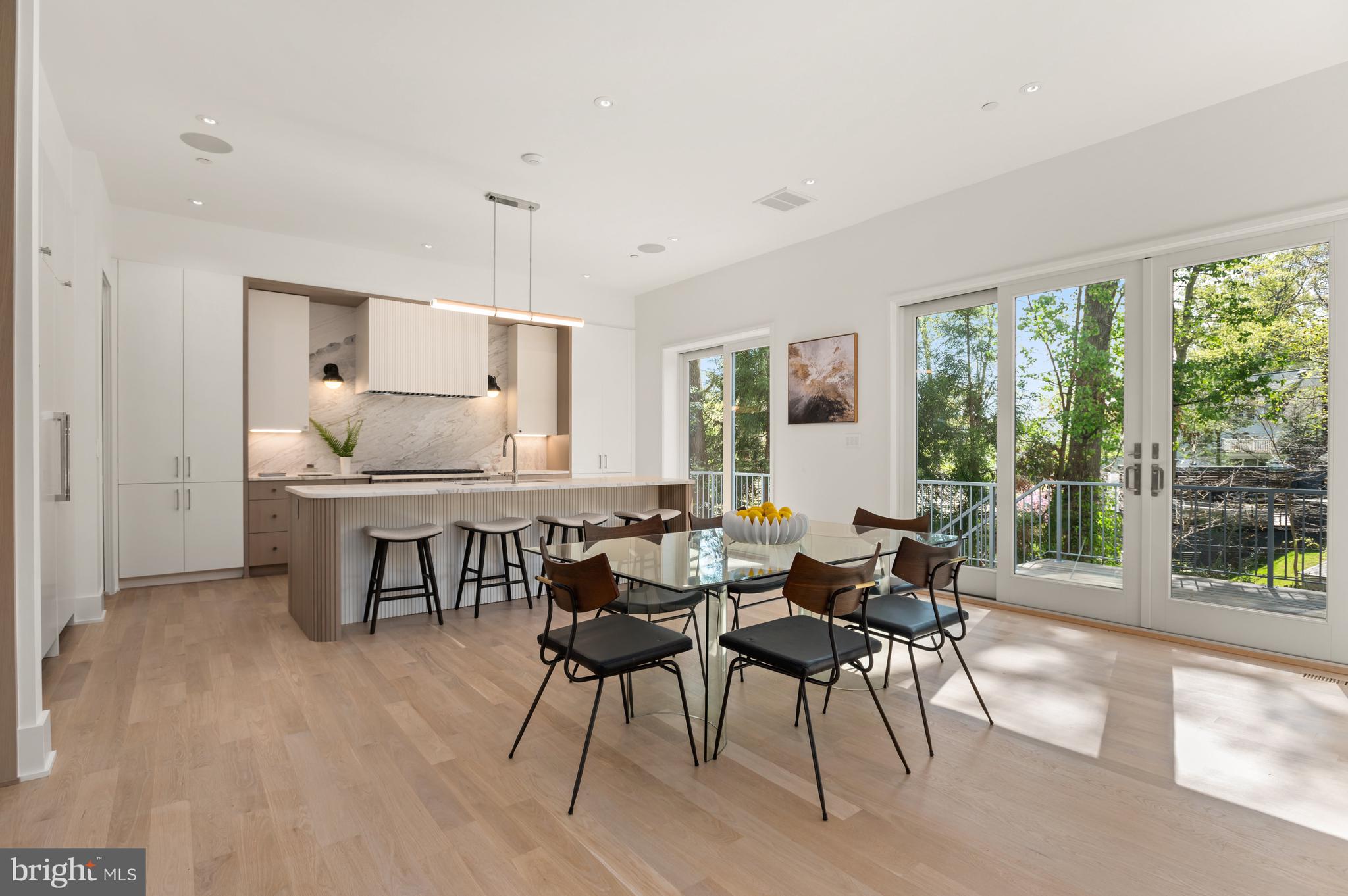 2838 Chesterfield Pl NW - Washington DC