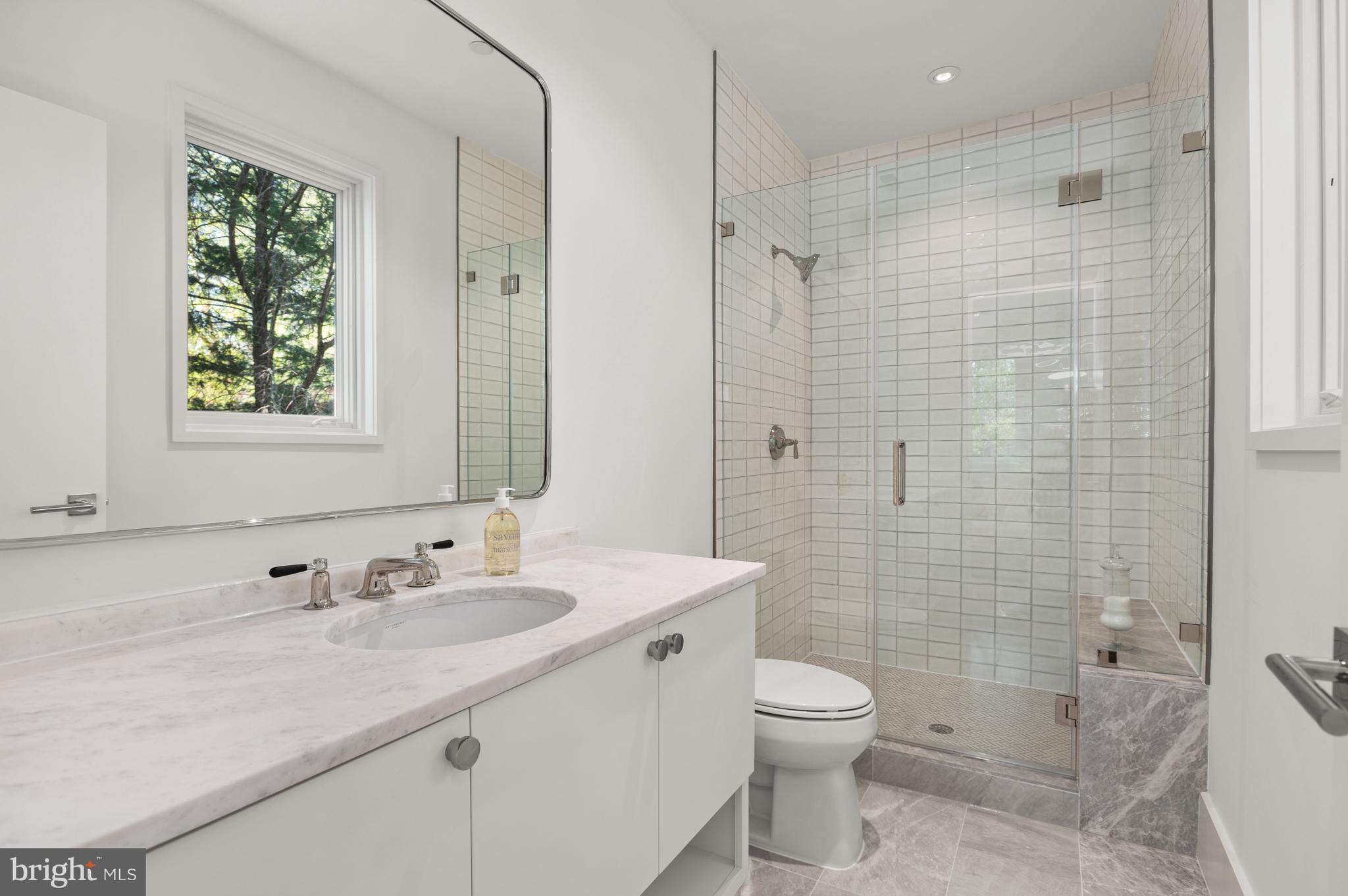 2838 Chesterfield Pl NW - Washington DC