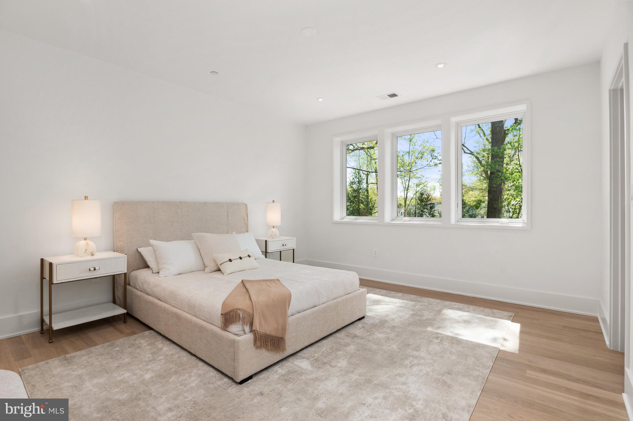 2838 Chesterfield Pl NW - Washington DC