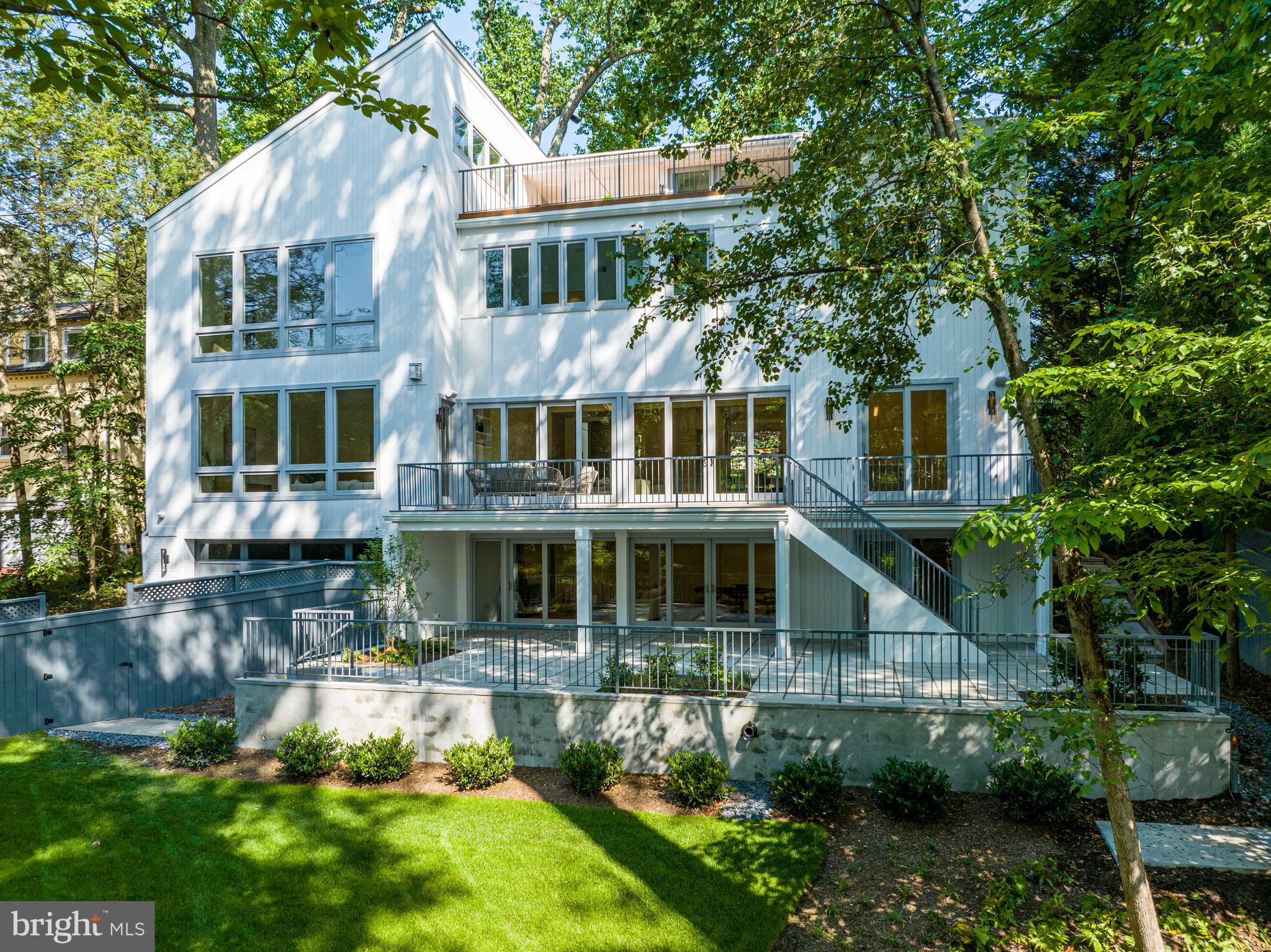 2838 Chesterfield Pl NW - Washington DC