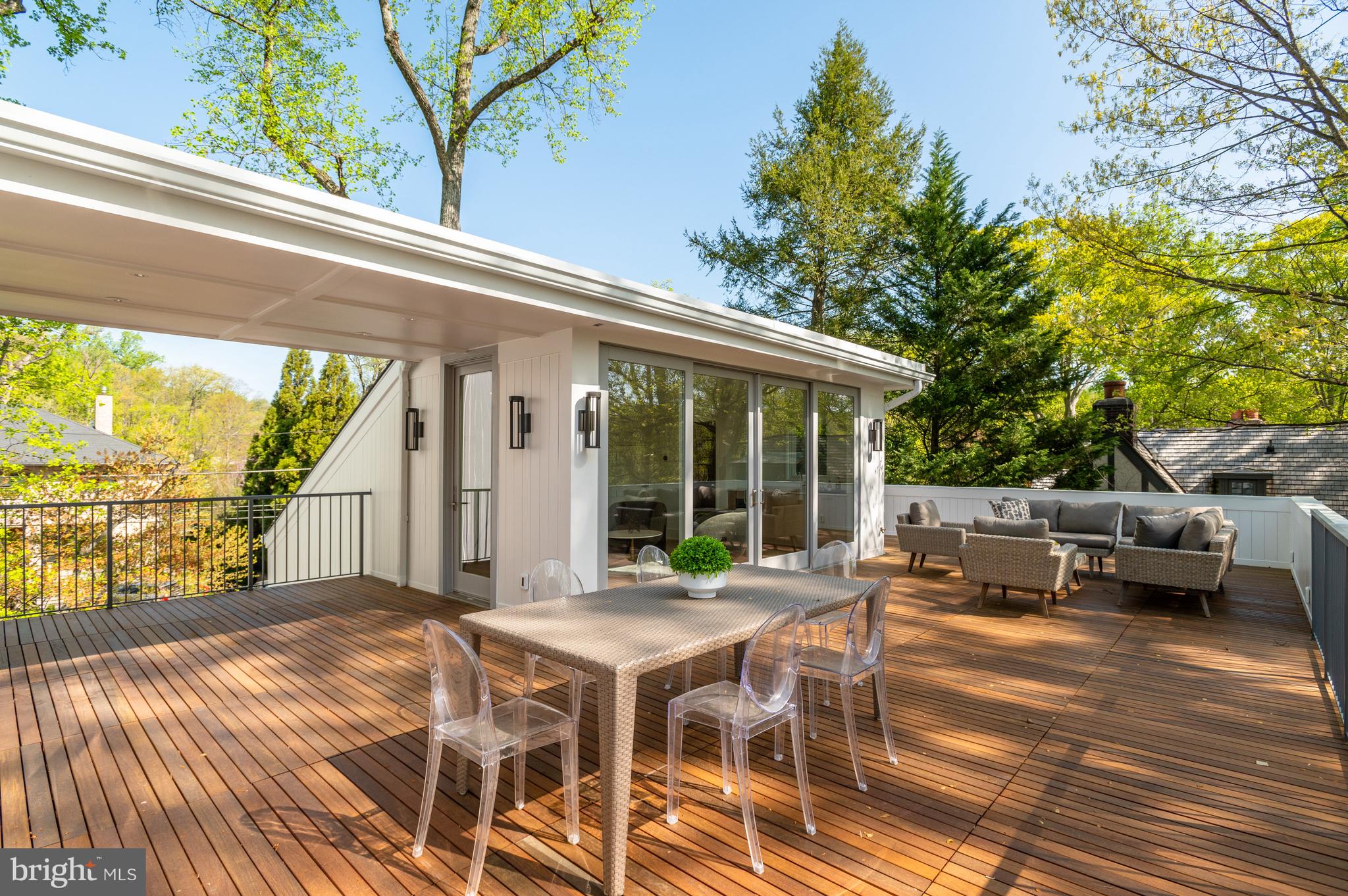 2838 Chesterfield Pl NW - Washington DC