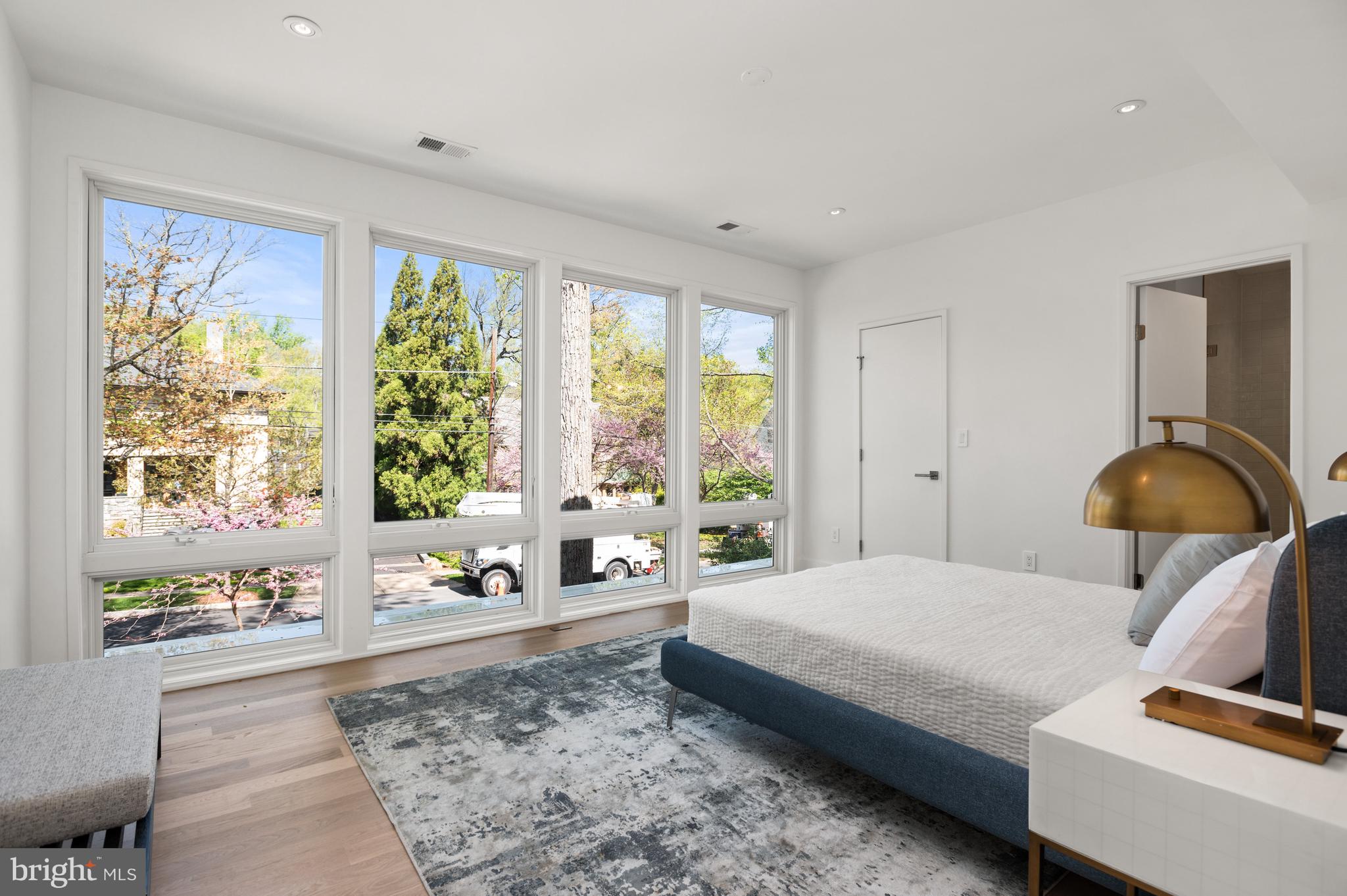 2838 Chesterfield Pl NW - Washington DC