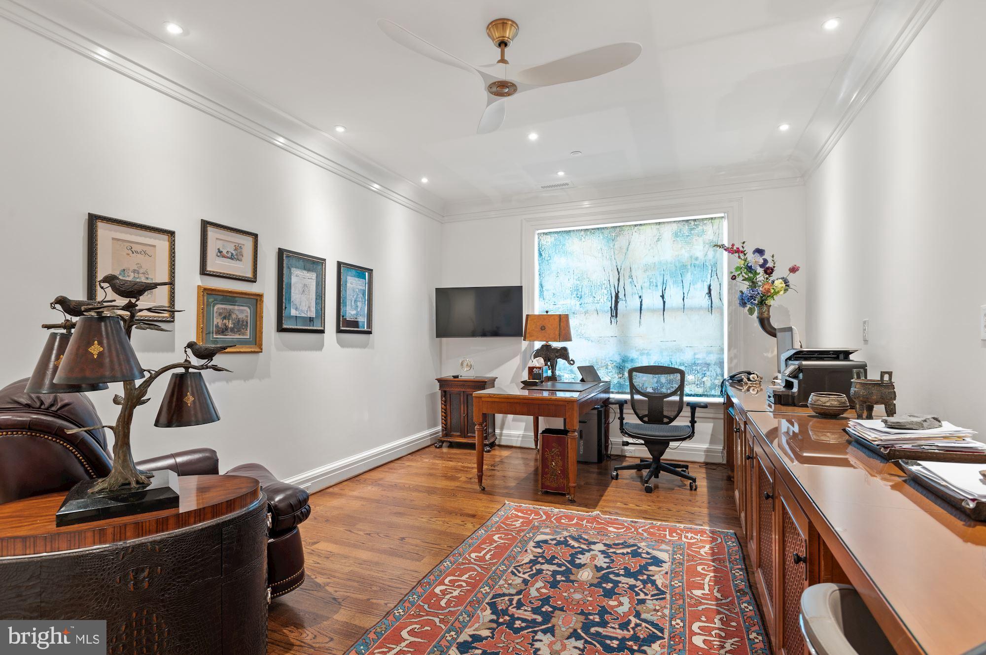 2735 Cathedral Ave NW - Washington DC