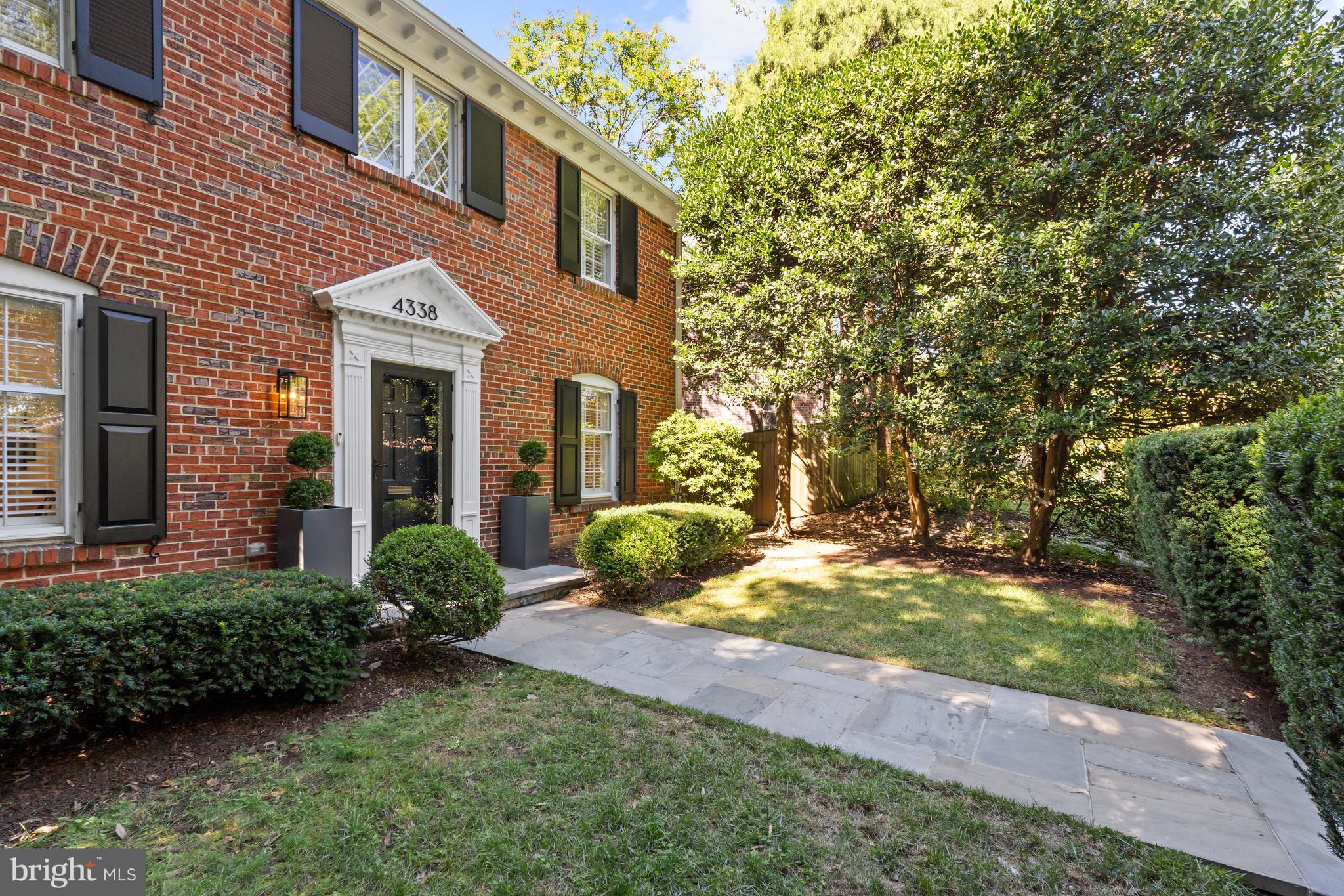4338 Reno Rd NW - Washington DC