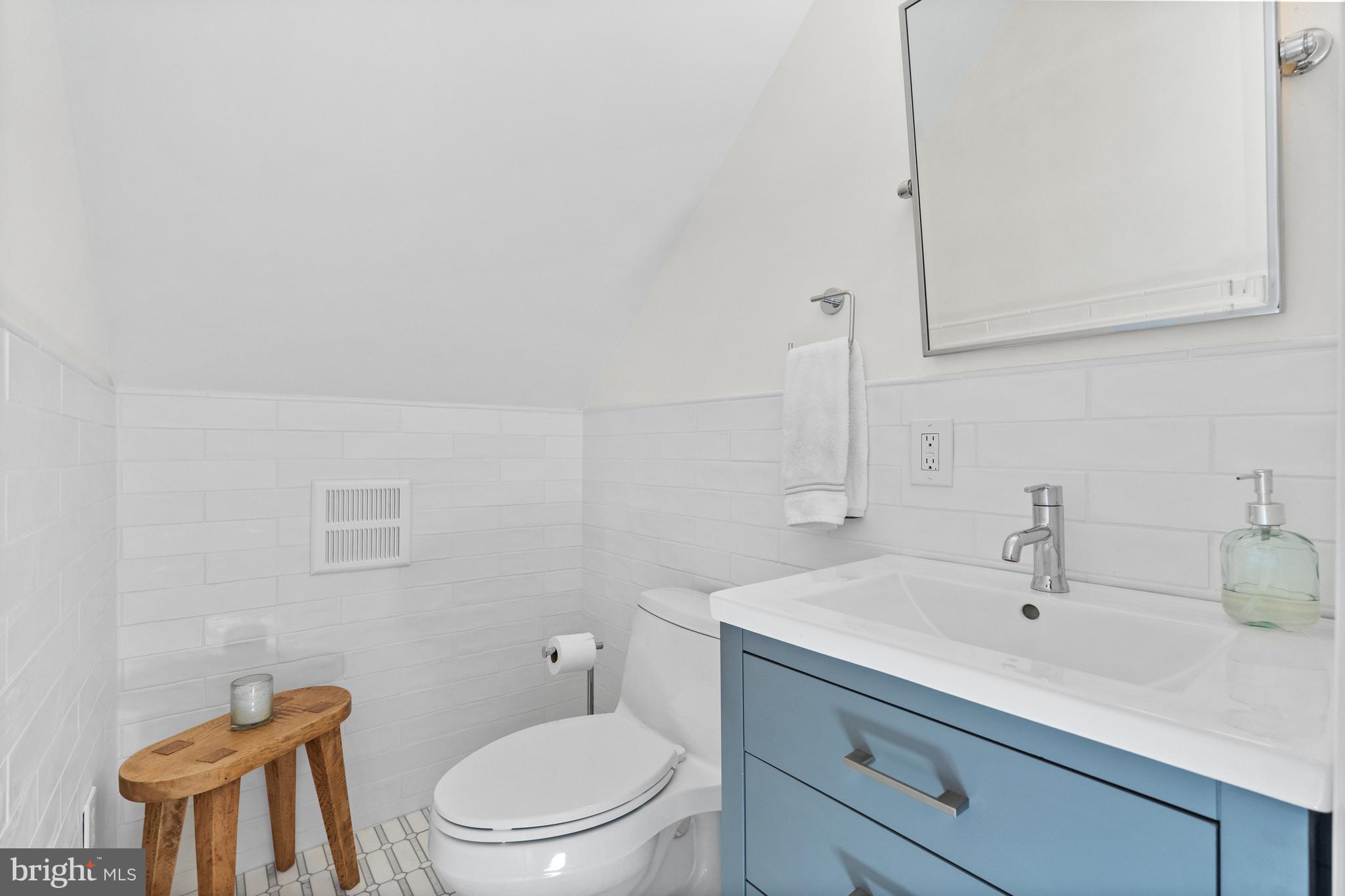 4338 Reno Rd NW - Washington DC
