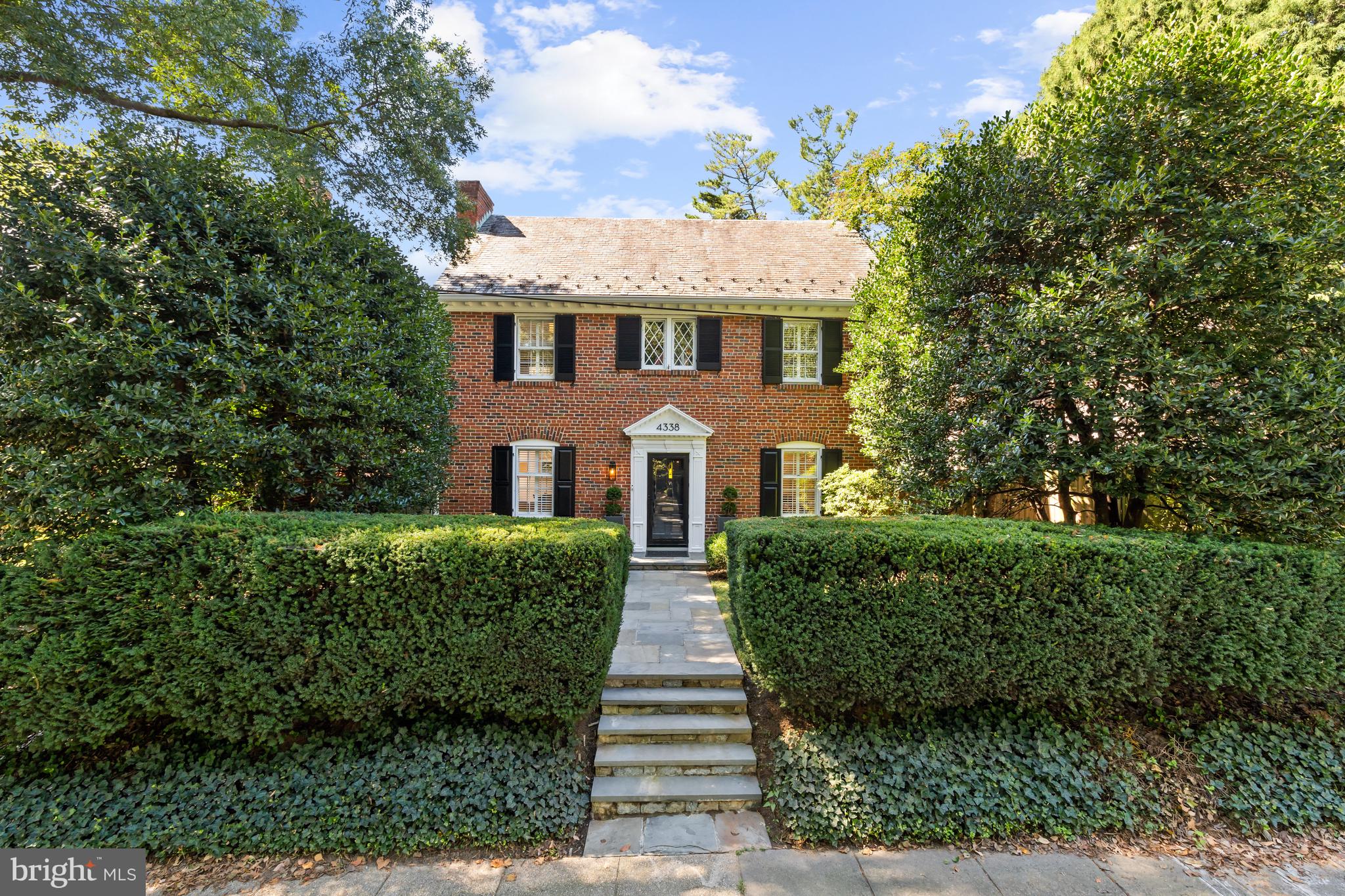 4338 Reno Rd NW - Washington DC