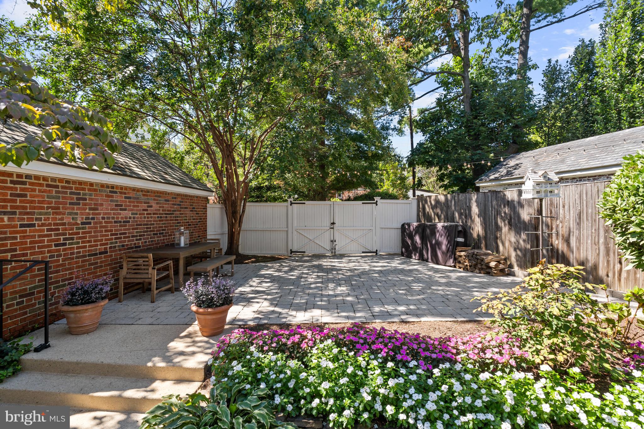 4338 Reno Rd NW - Washington DC