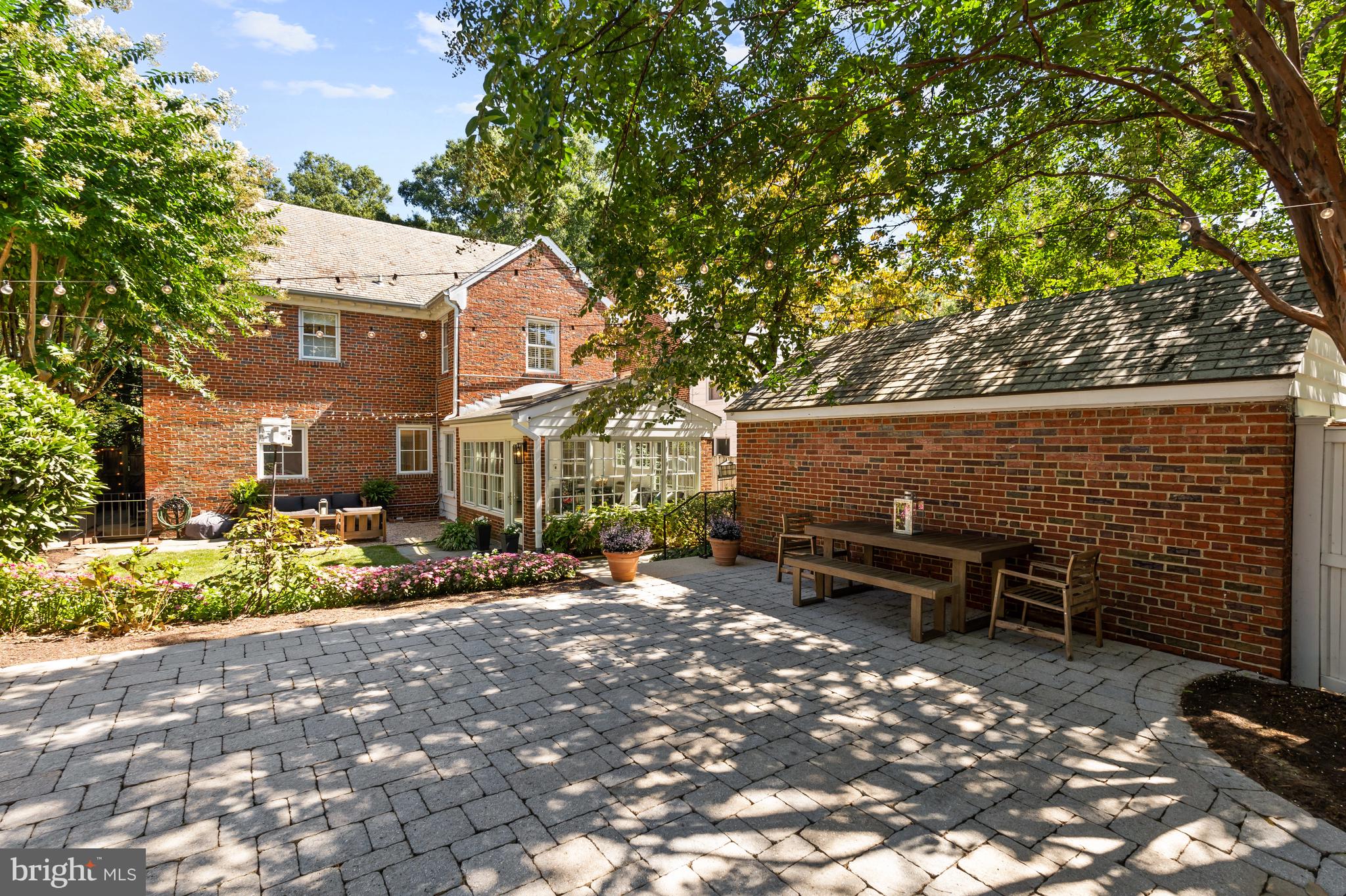 4338 Reno Rd NW - Washington DC