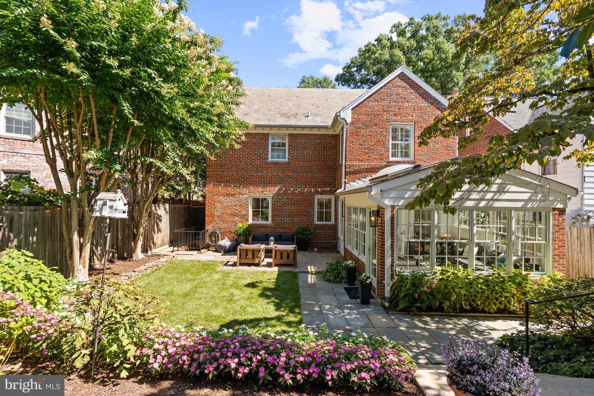 4338 Reno Rd NW - Washington DC