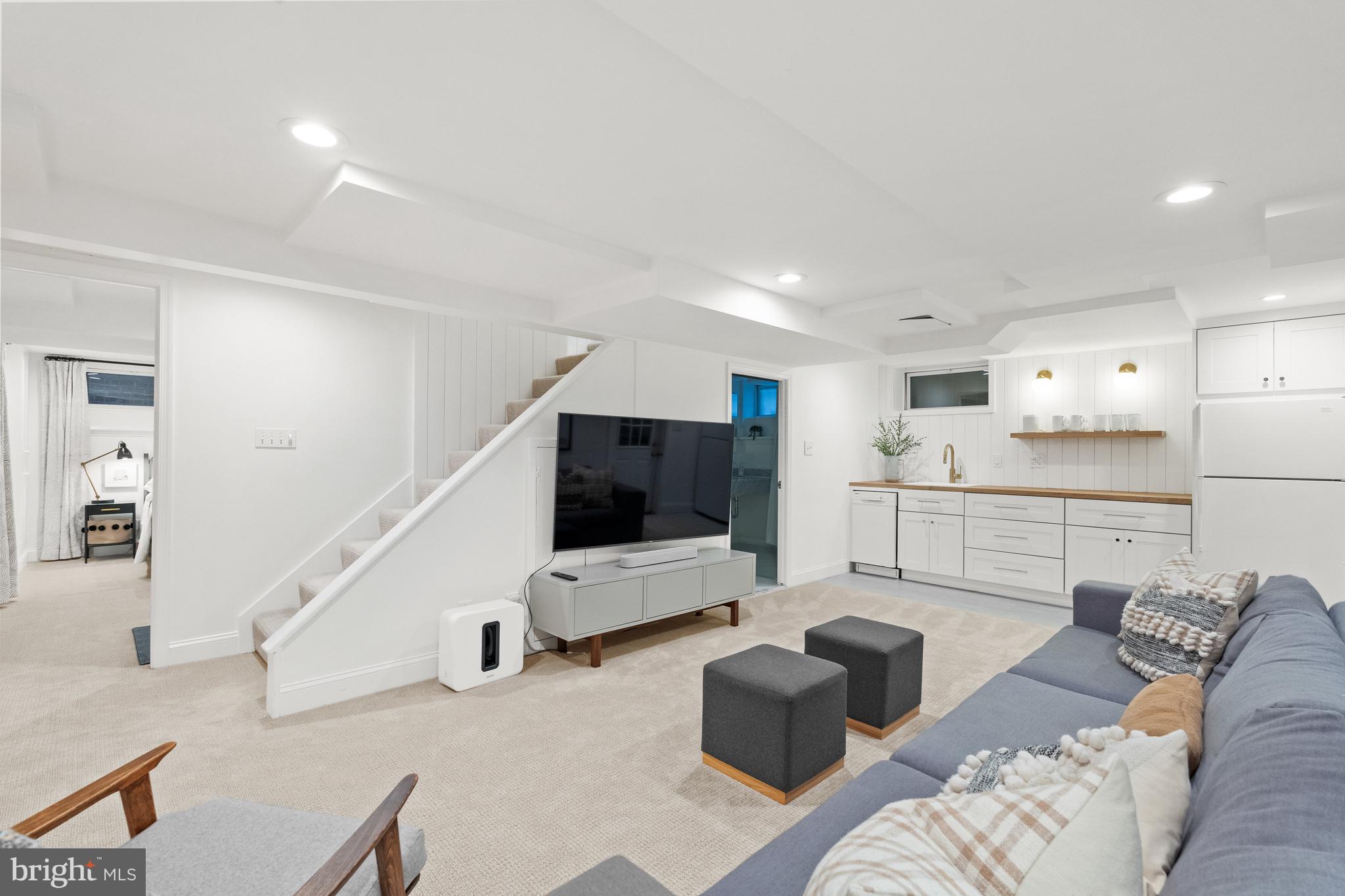 4338 Reno Rd NW - Washington DC