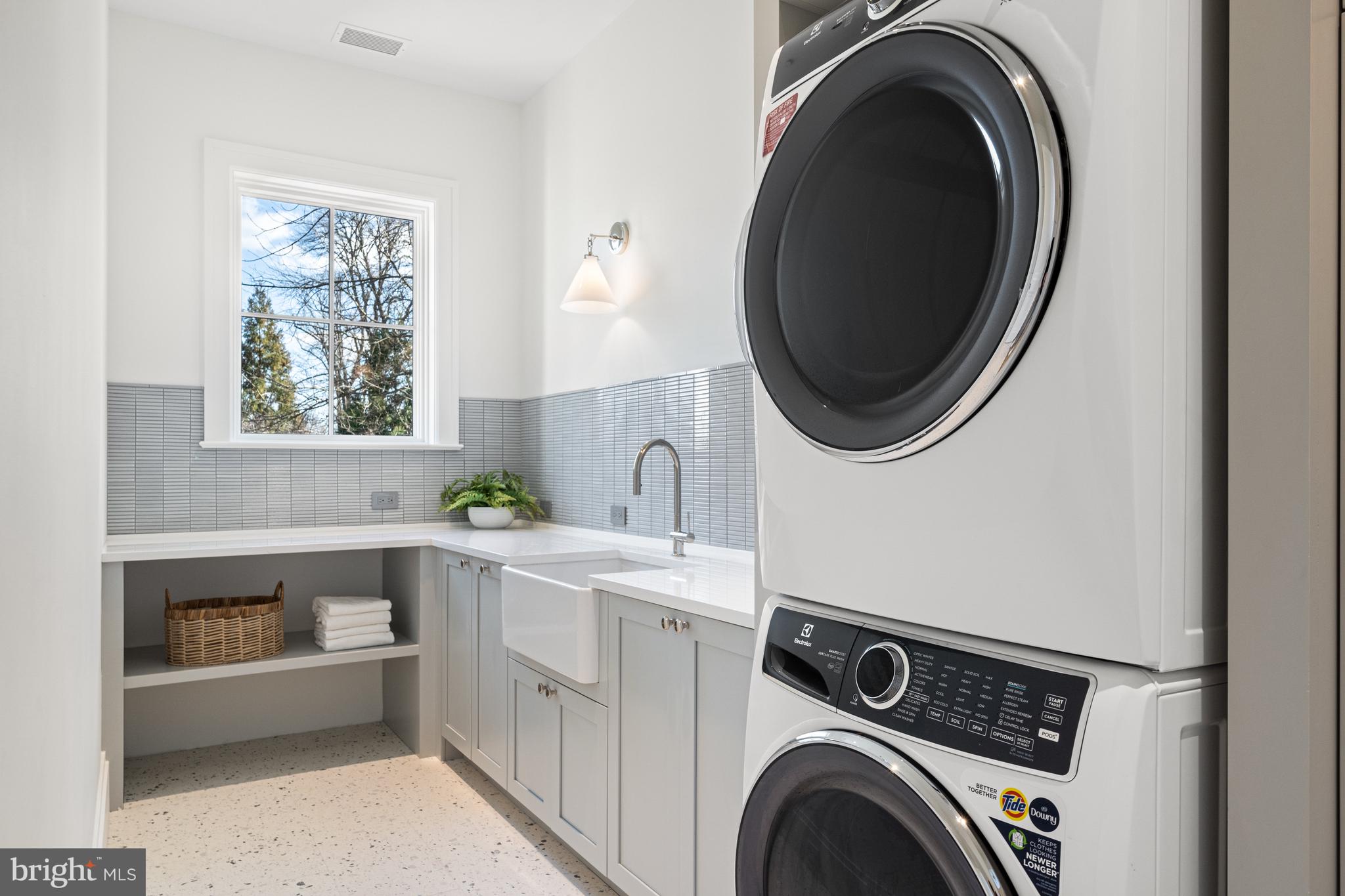 4526 Hawthorne St NW - Washington DC