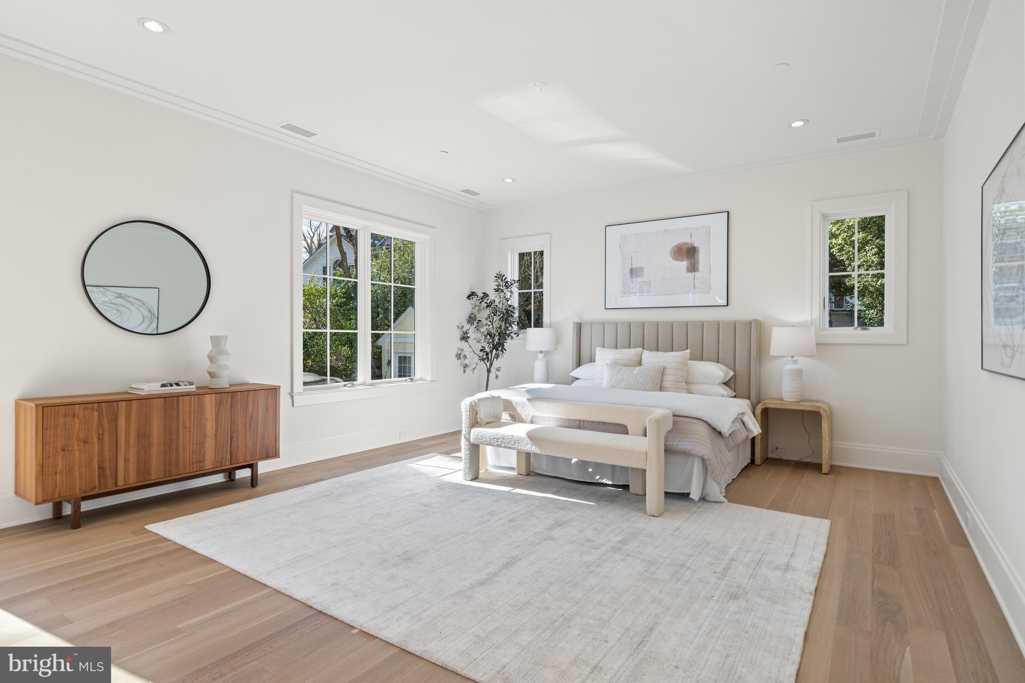 4526 Hawthorne St NW - Washington DC