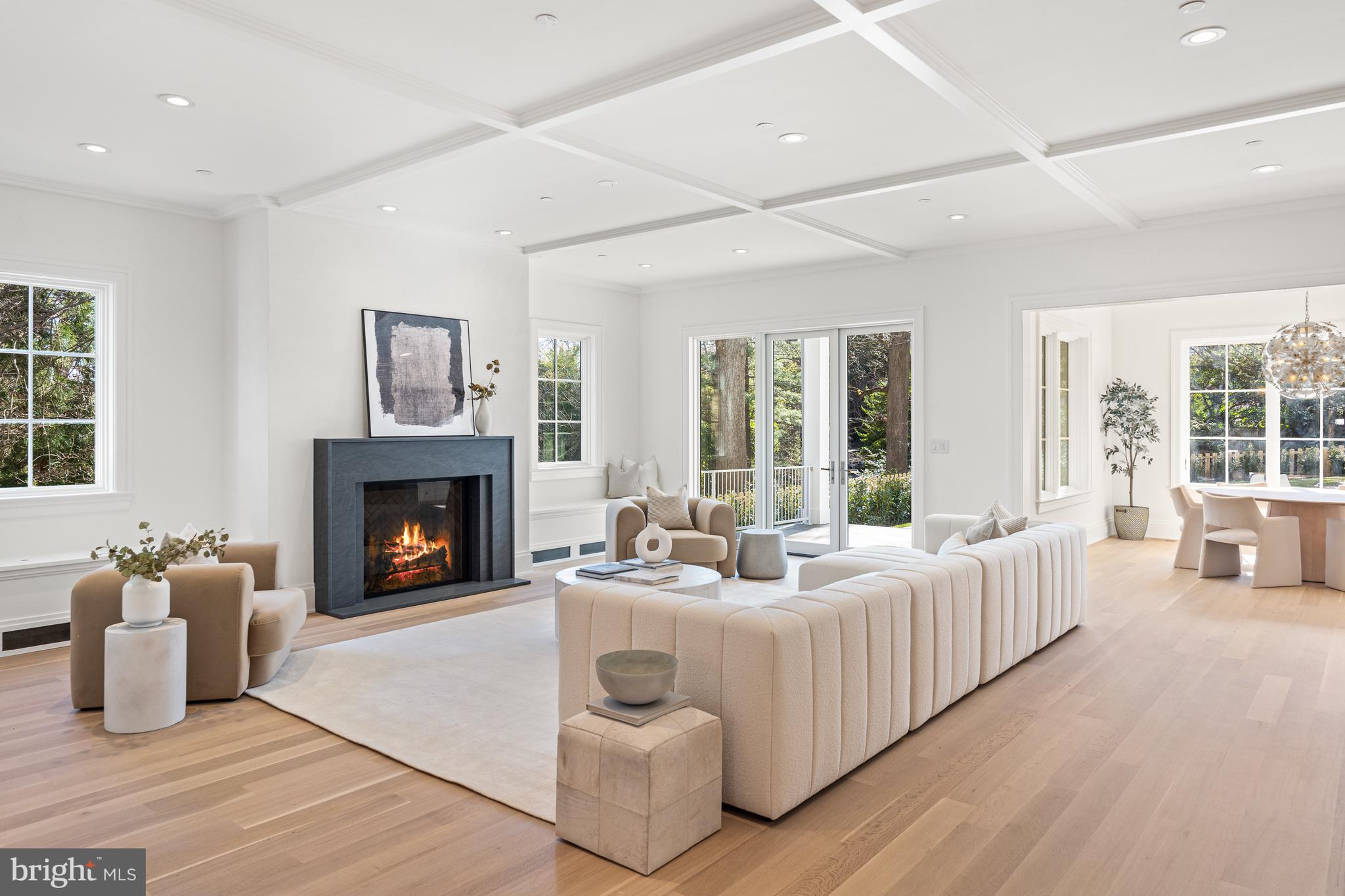 4526 Hawthorne St NW - Washington DC