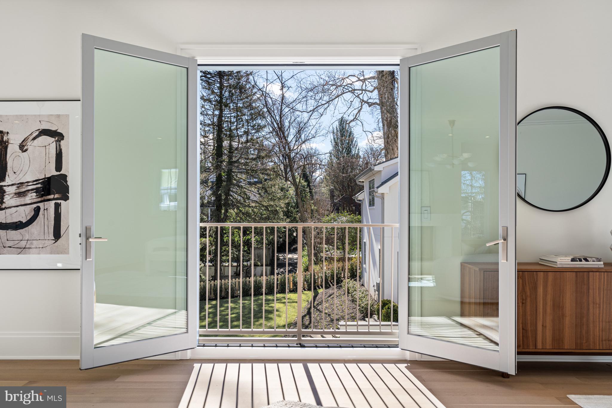 4526 Hawthorne St NW - Washington DC