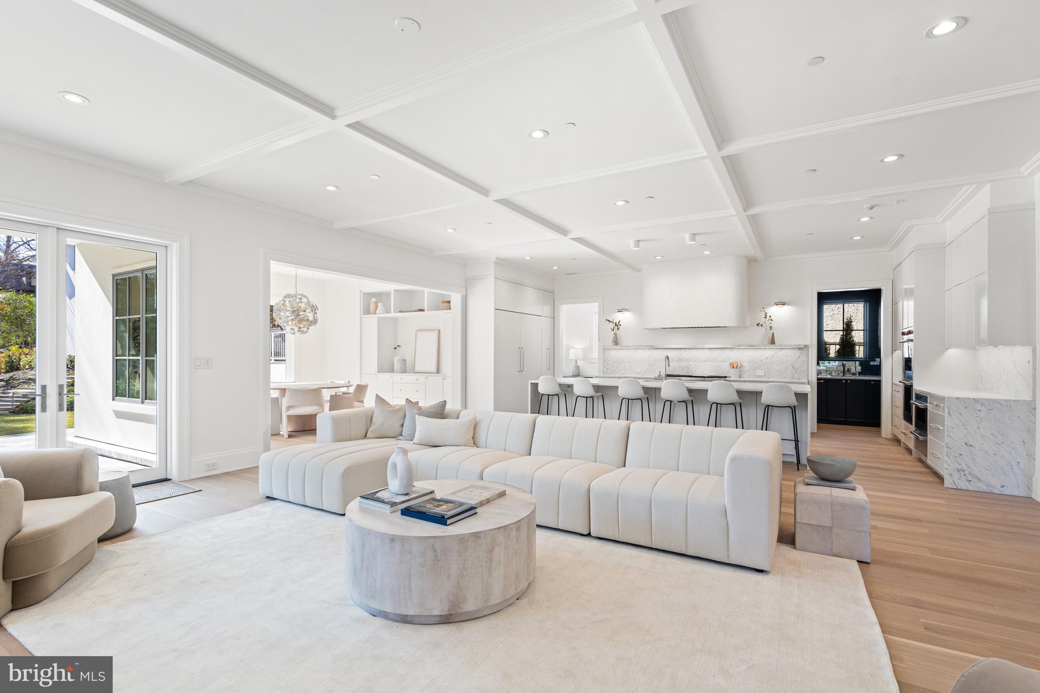 4526 Hawthorne St NW - Washington DC