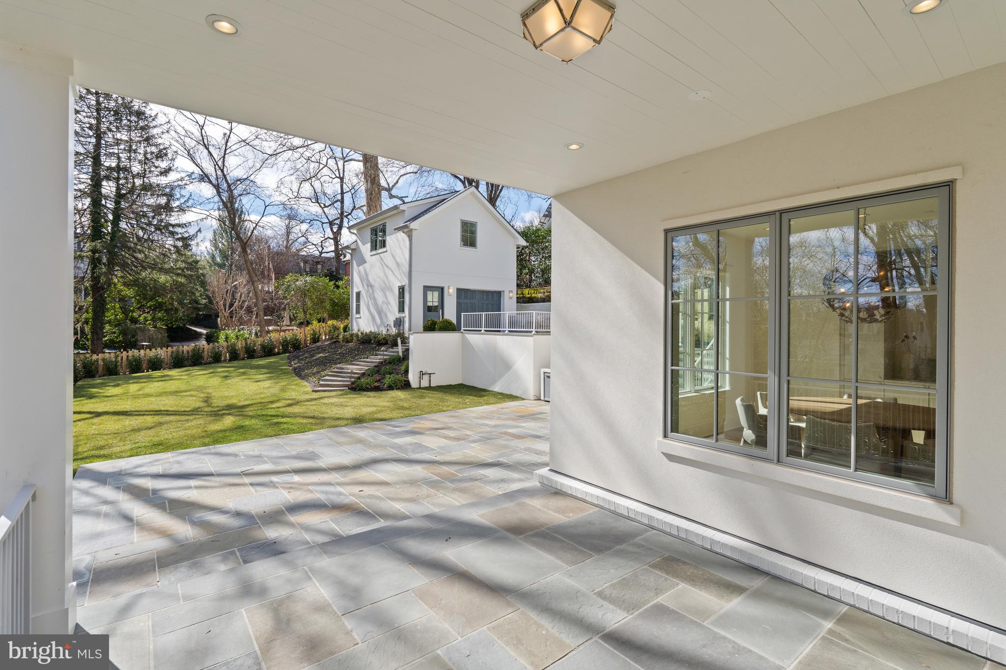 4526 Hawthorne St NW - Washington DC