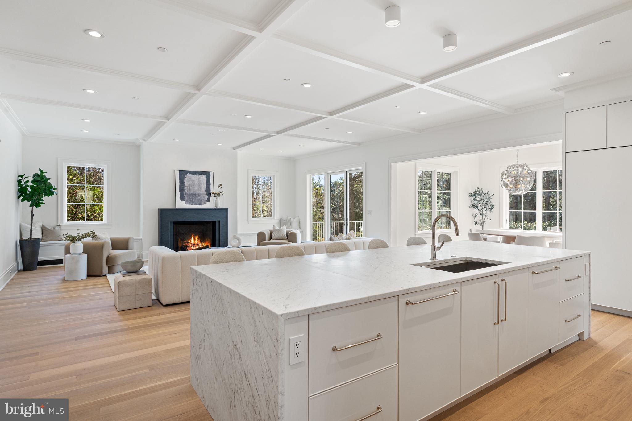 4526 Hawthorne St NW - Washington DC