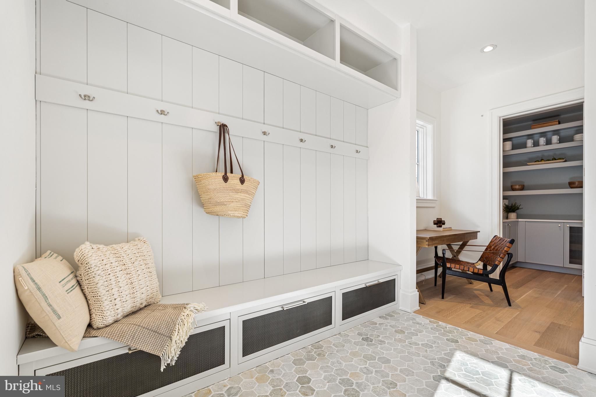 4526 Hawthorne St NW - Washington DC