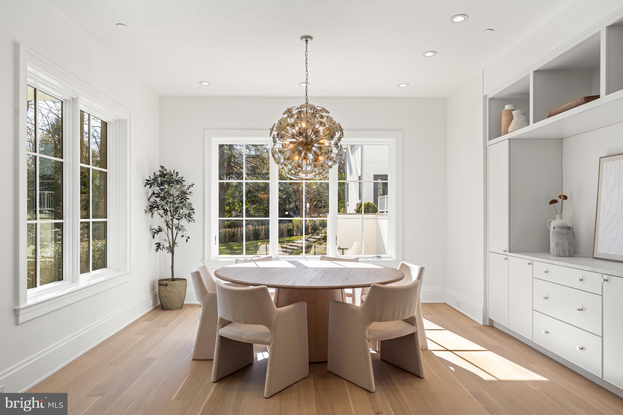 4526 Hawthorne St NW - Washington DC