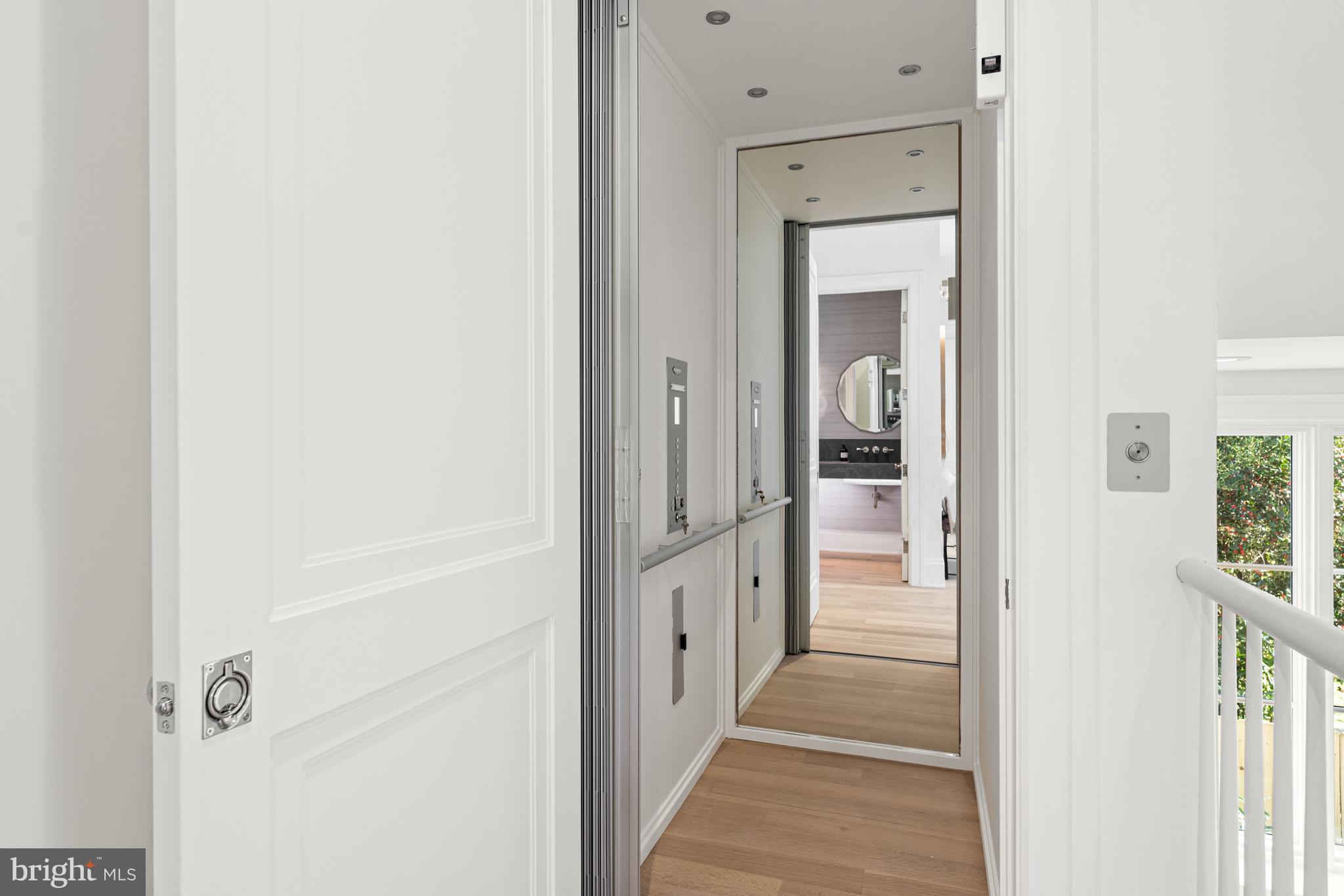 4526 Hawthorne St NW - Washington DC