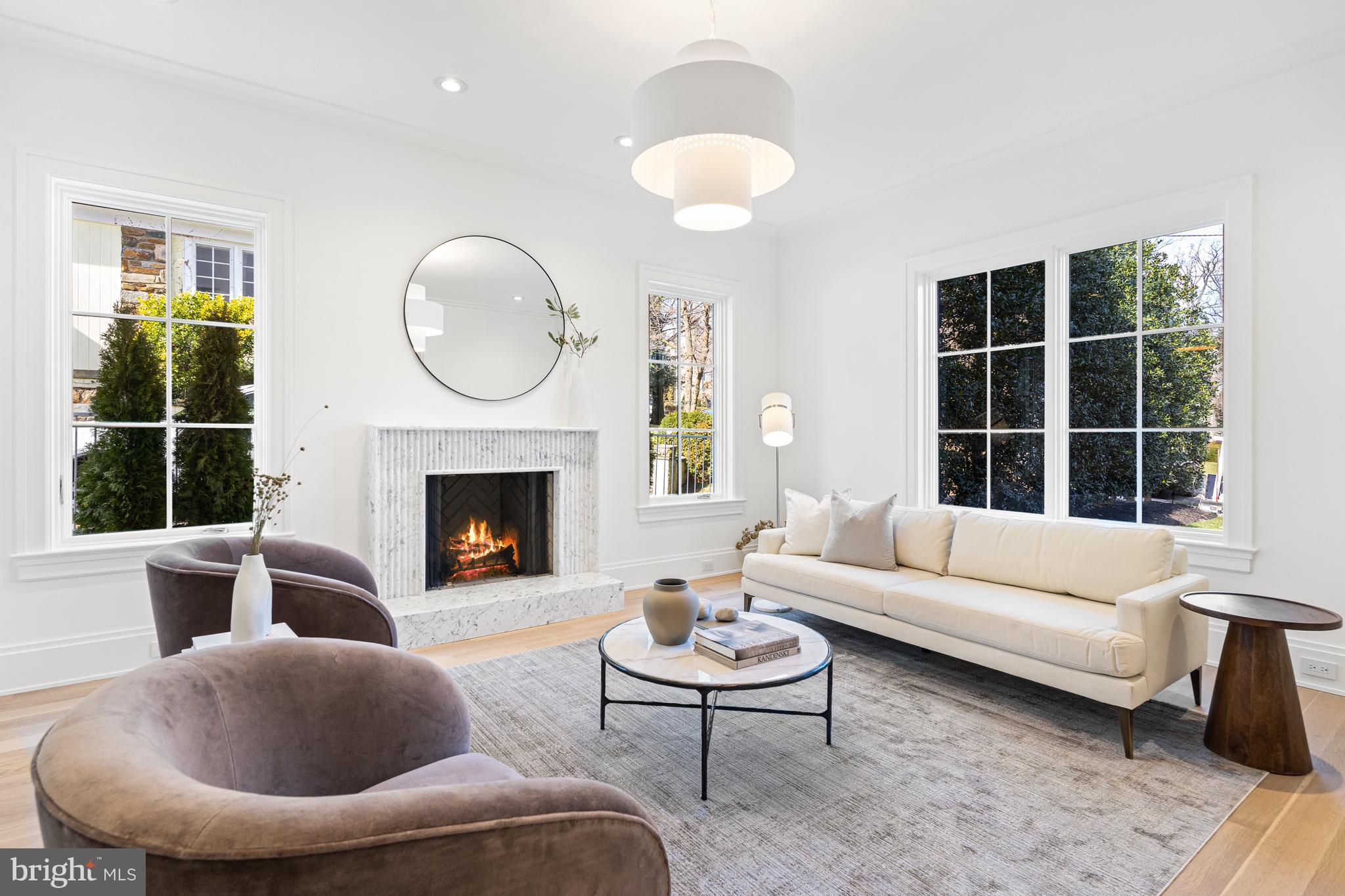 4526 Hawthorne St NW - Washington DC