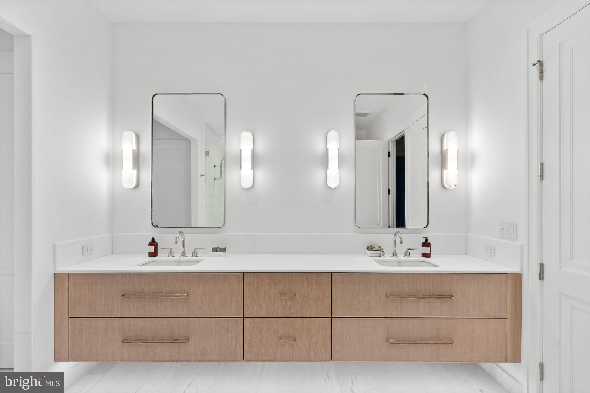 4526 Hawthorne St NW - Washington DC