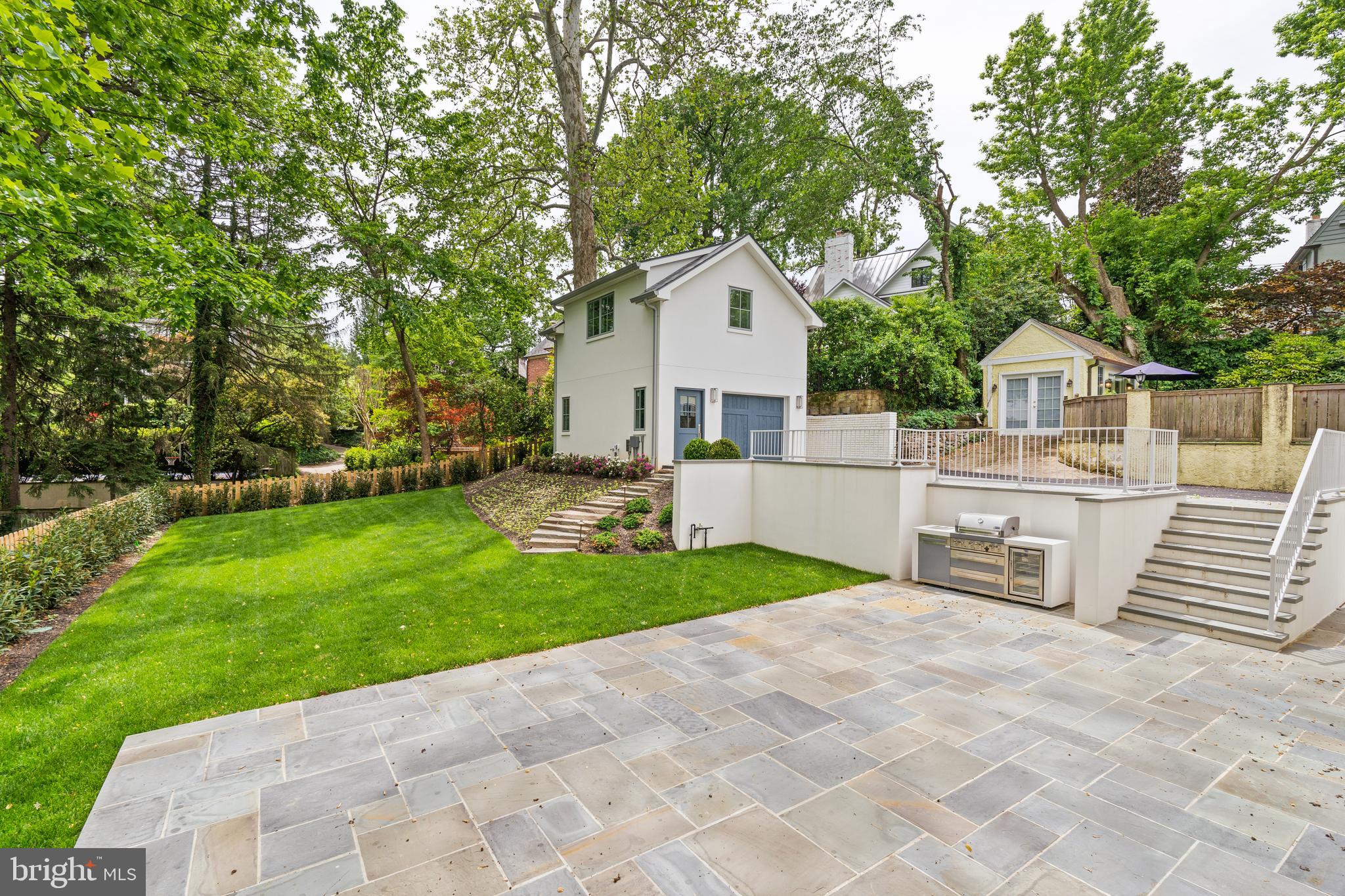 4526 Hawthorne St NW - Washington DC