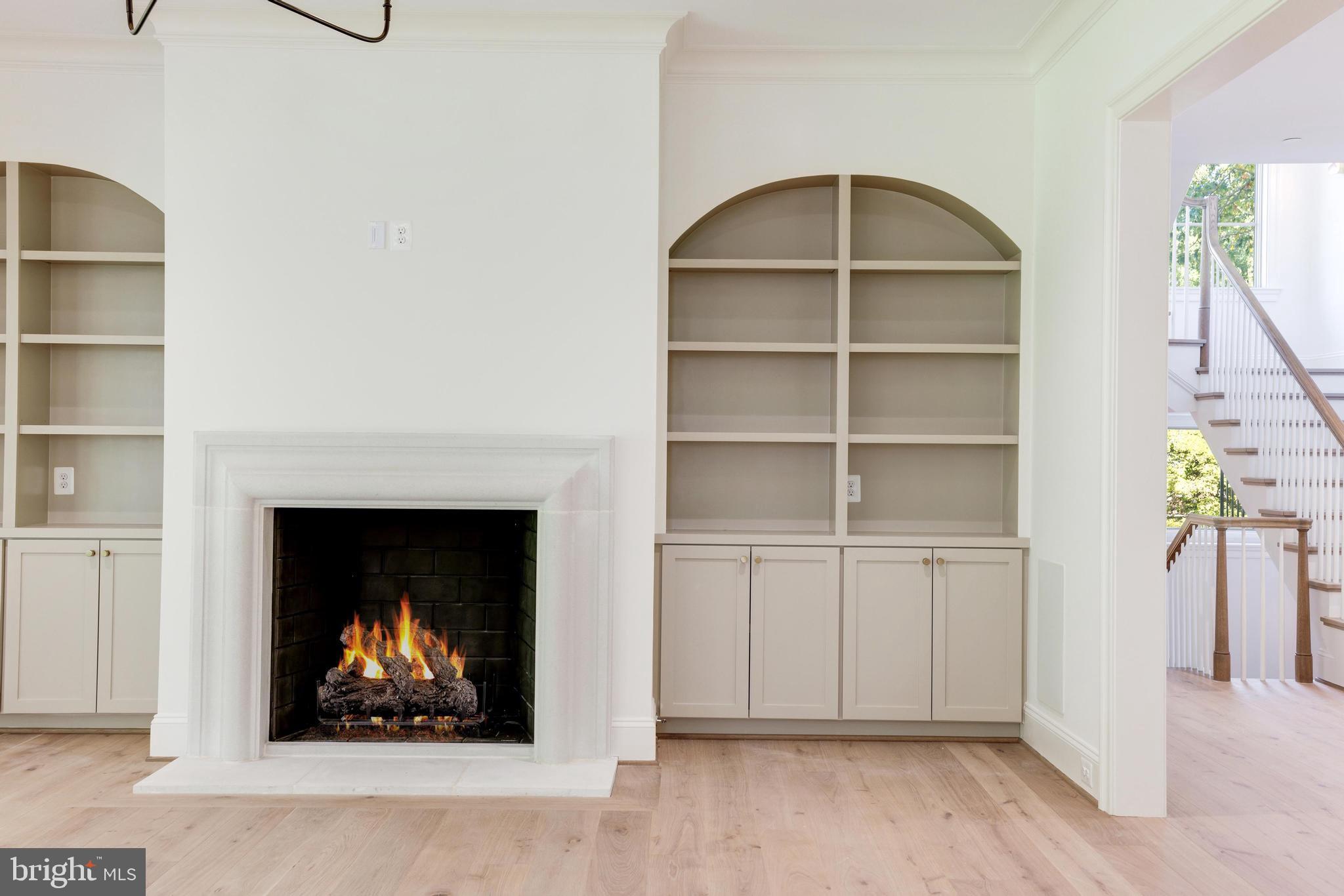 5050 Linnean Ave NW - Washington DC