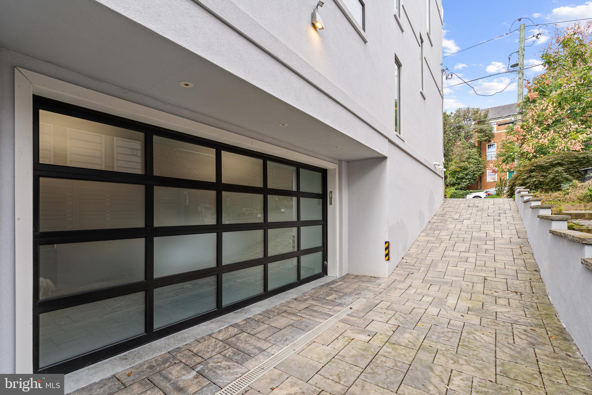 4512 Salem Ln NW - Washington DC