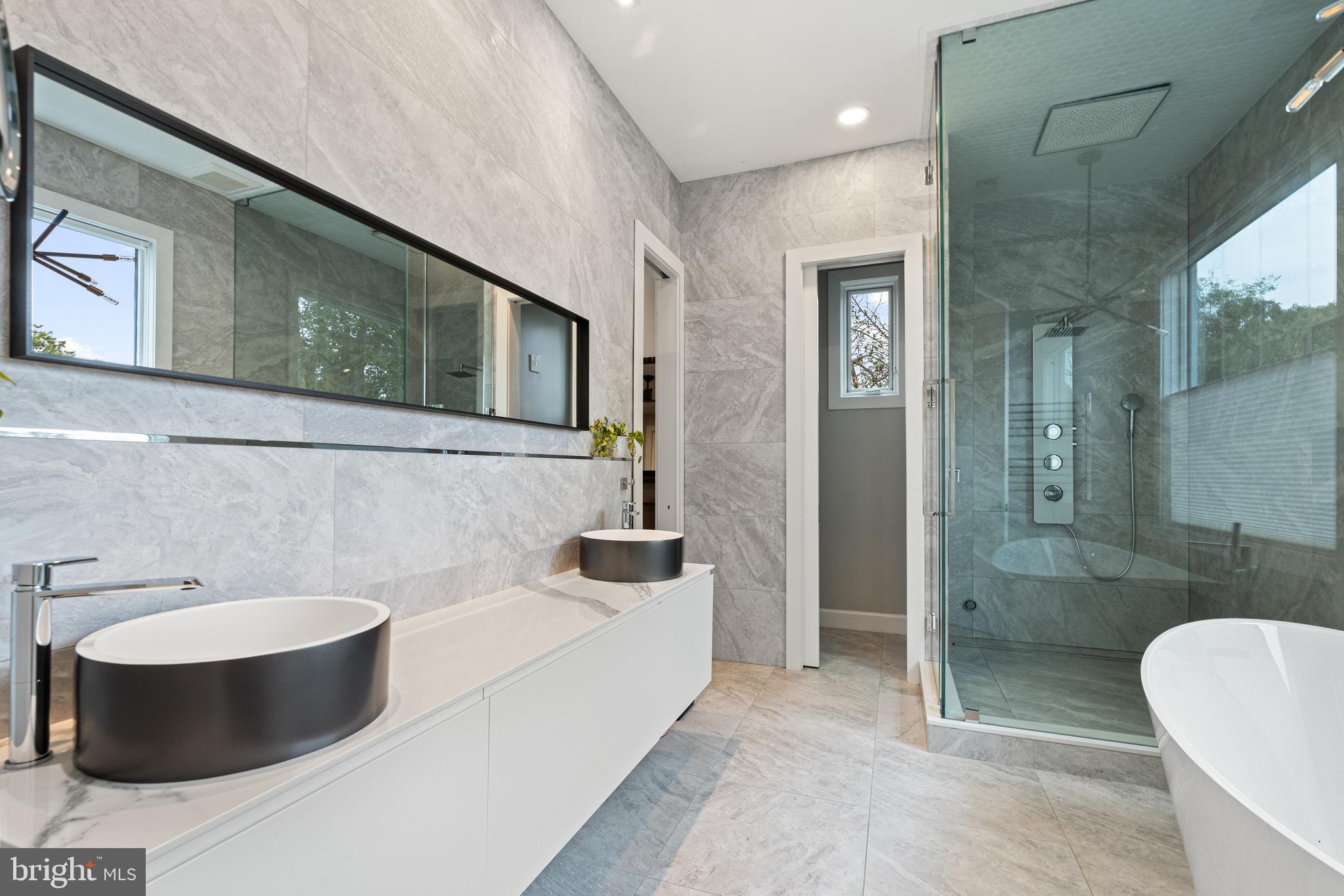 4512 Salem Ln NW - Washington DC