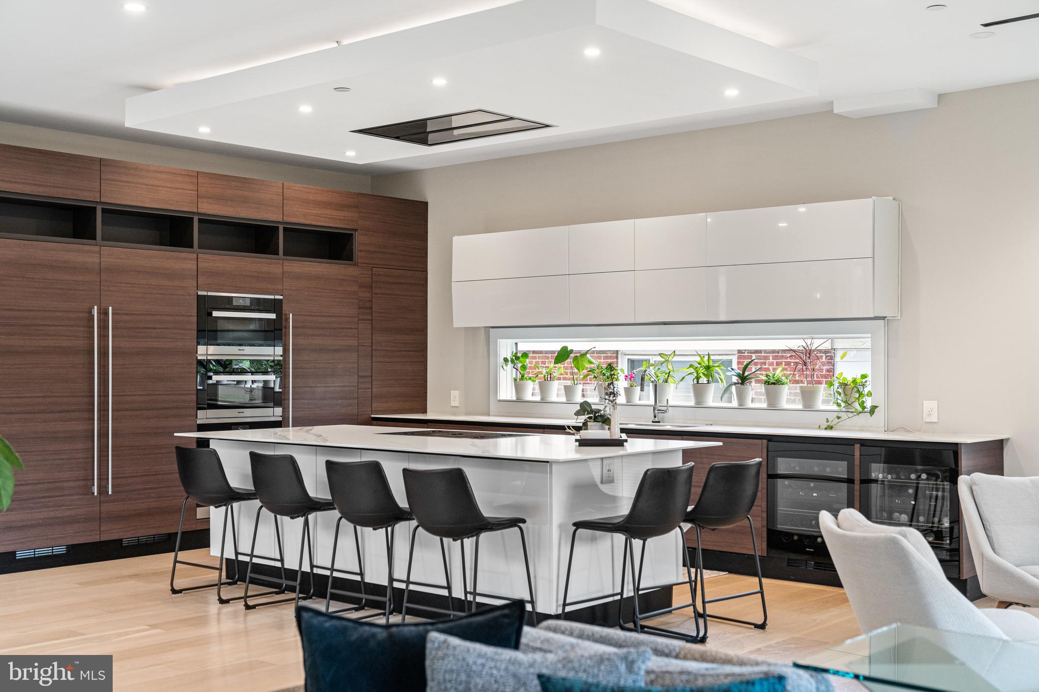 4512 Salem Ln NW - Washington DC