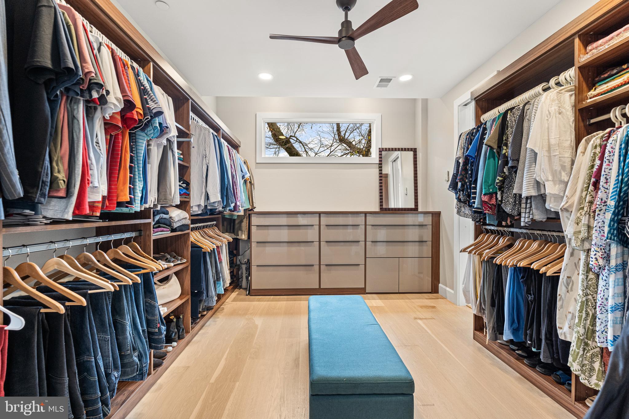 4512 Salem Ln NW - Washington DC