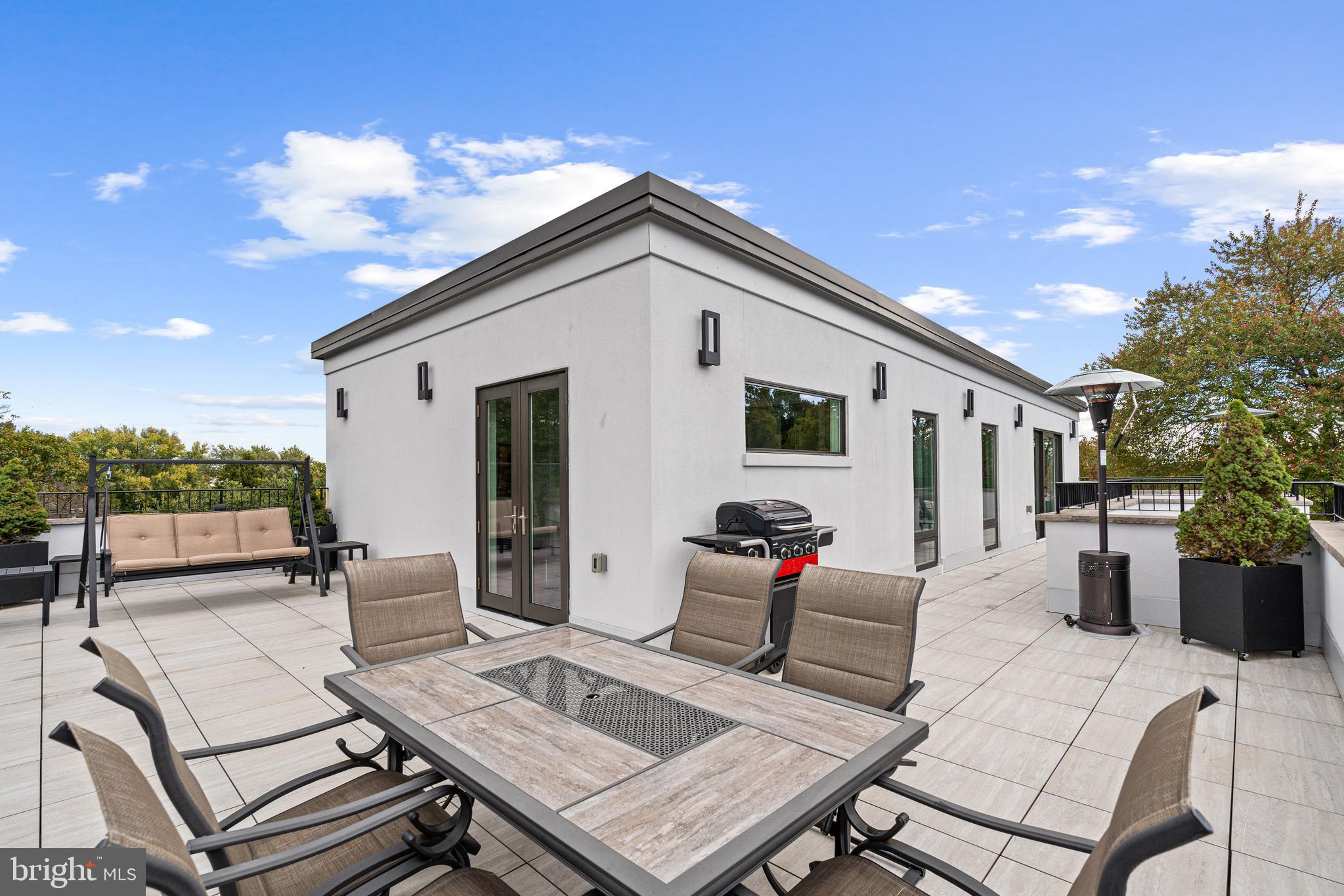 4512 Salem Ln NW - Washington DC