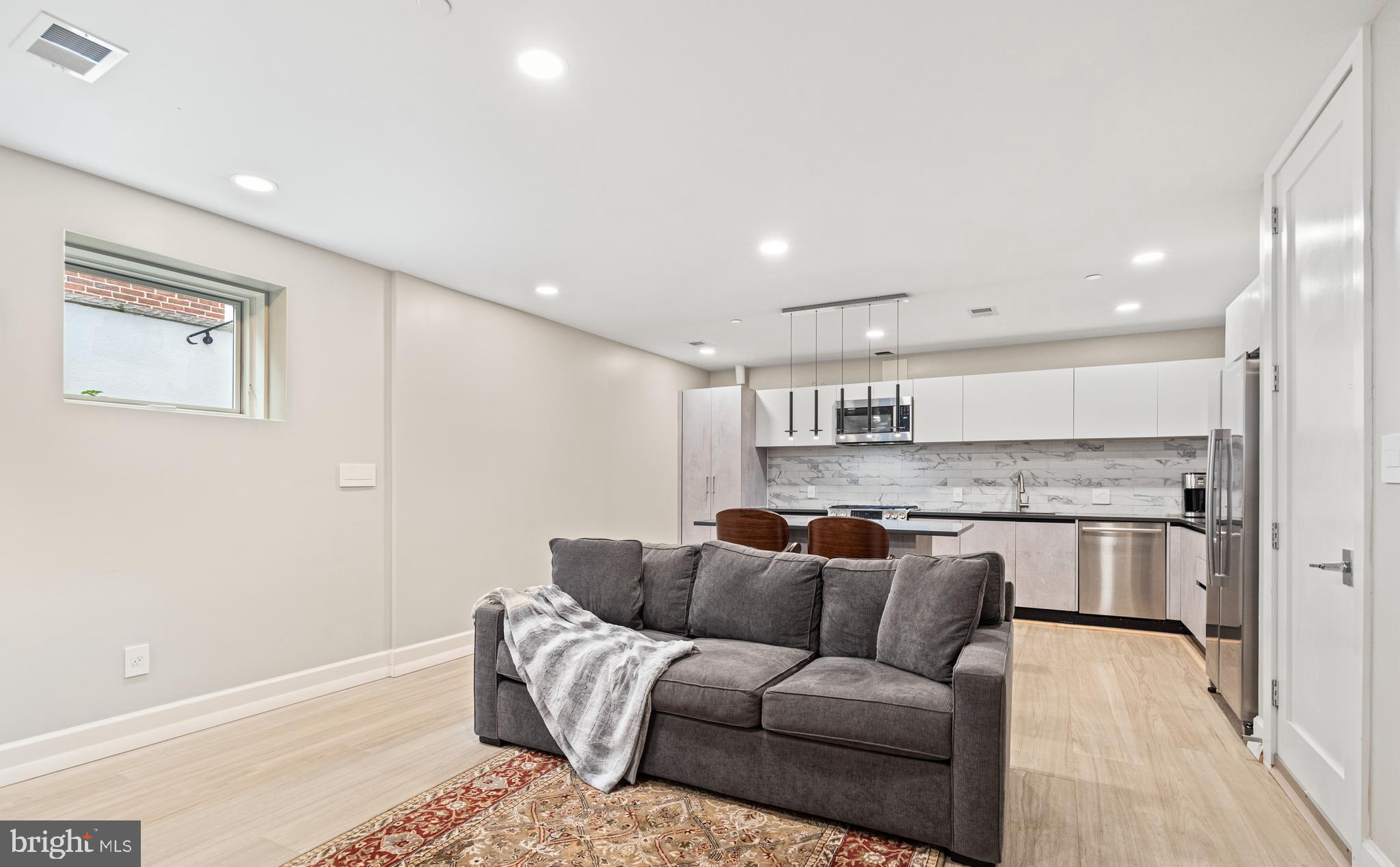 4512 Salem Ln NW - Washington DC