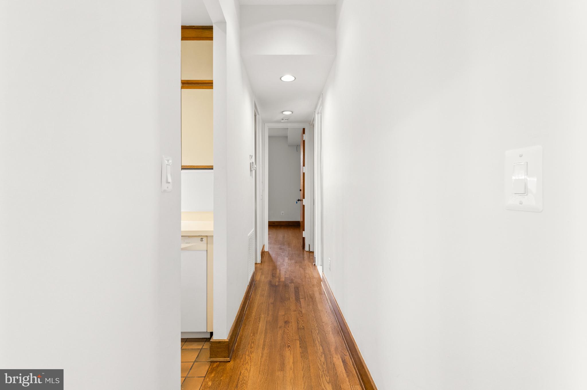 1527 30th St NW #B31 - Washington DC