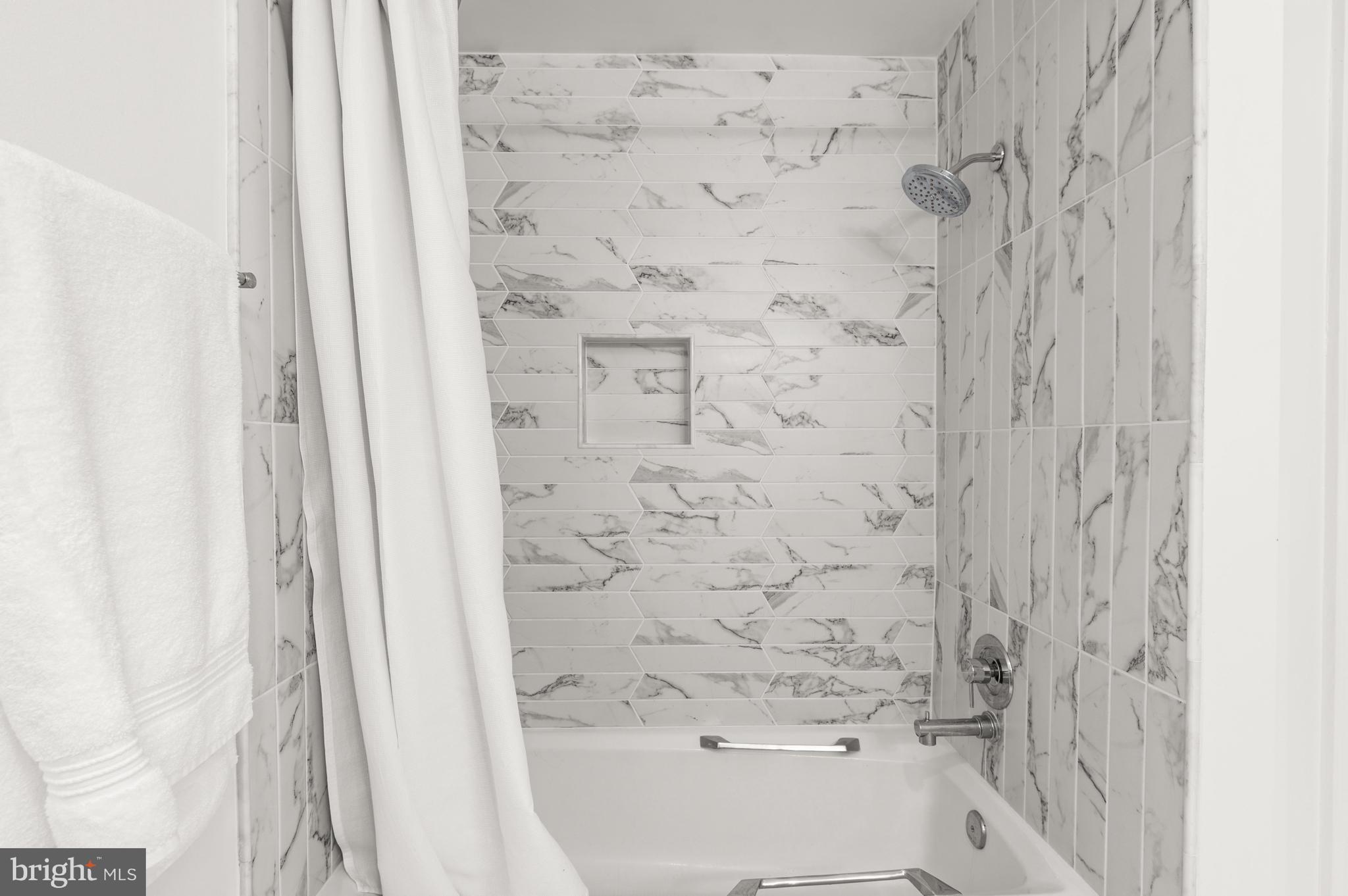 3525 Winfield Ln NW - Washington DC