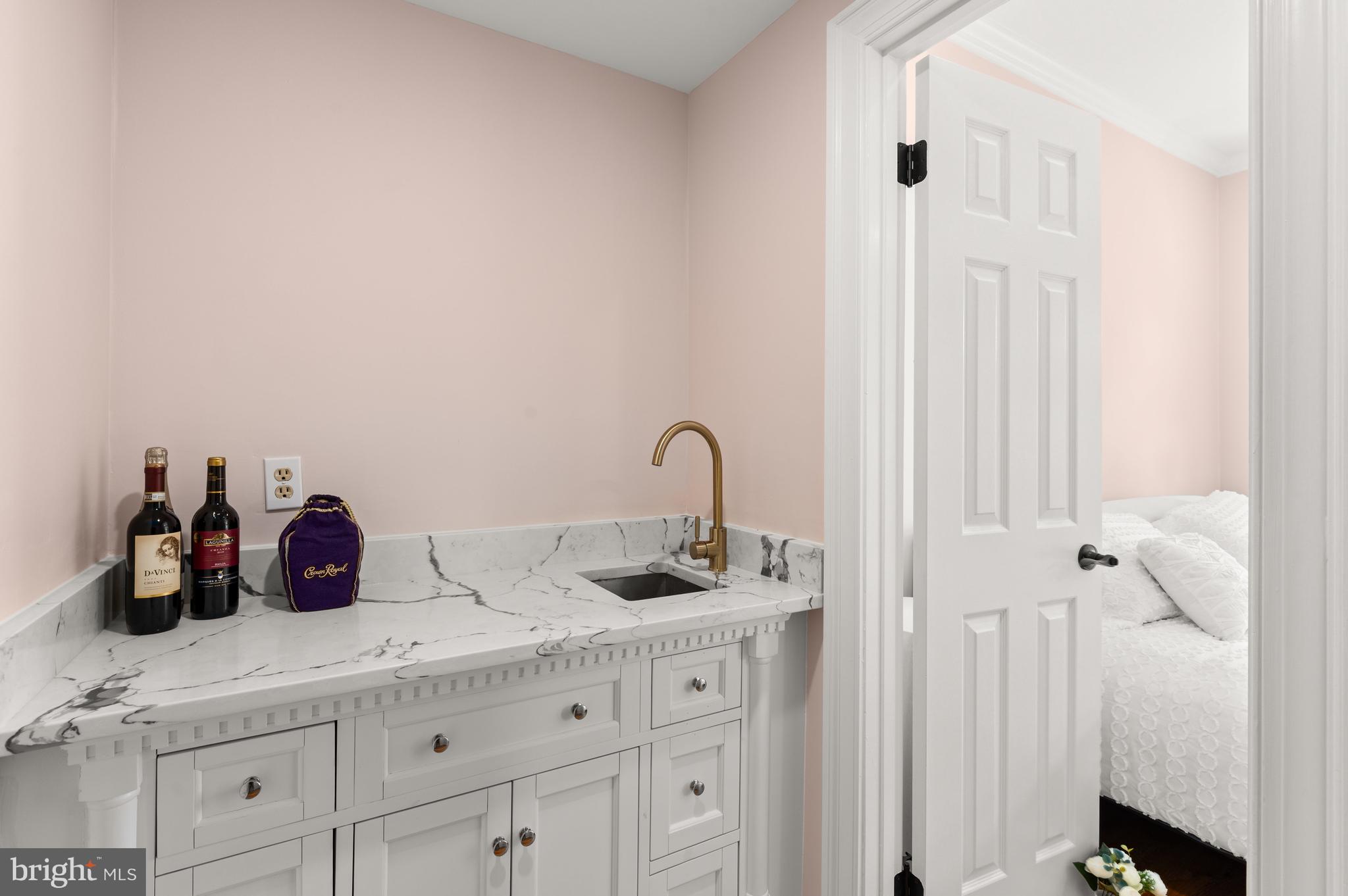 3525 Winfield Ln NW - Washington DC