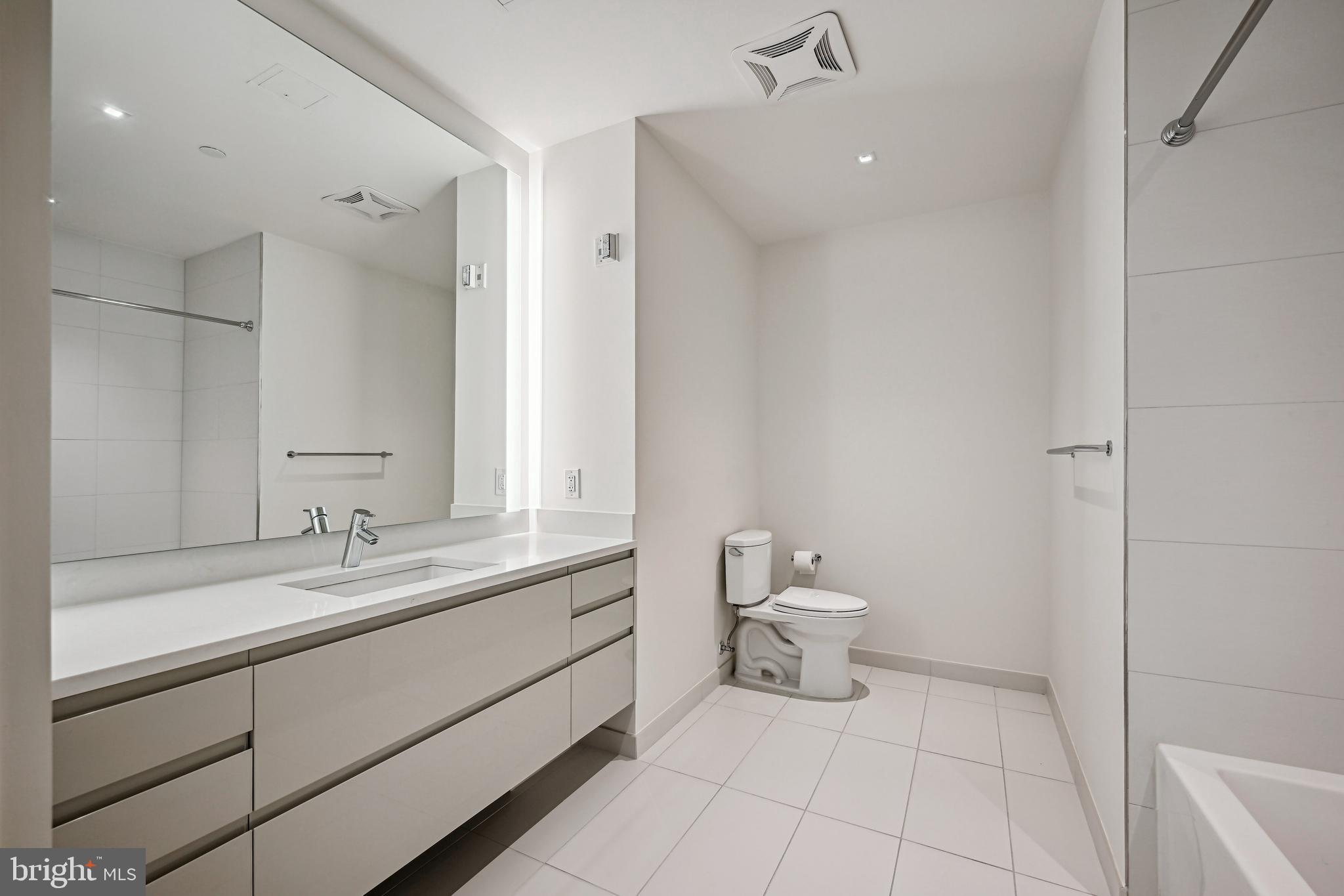 810 O St NW #404 - Washington DC