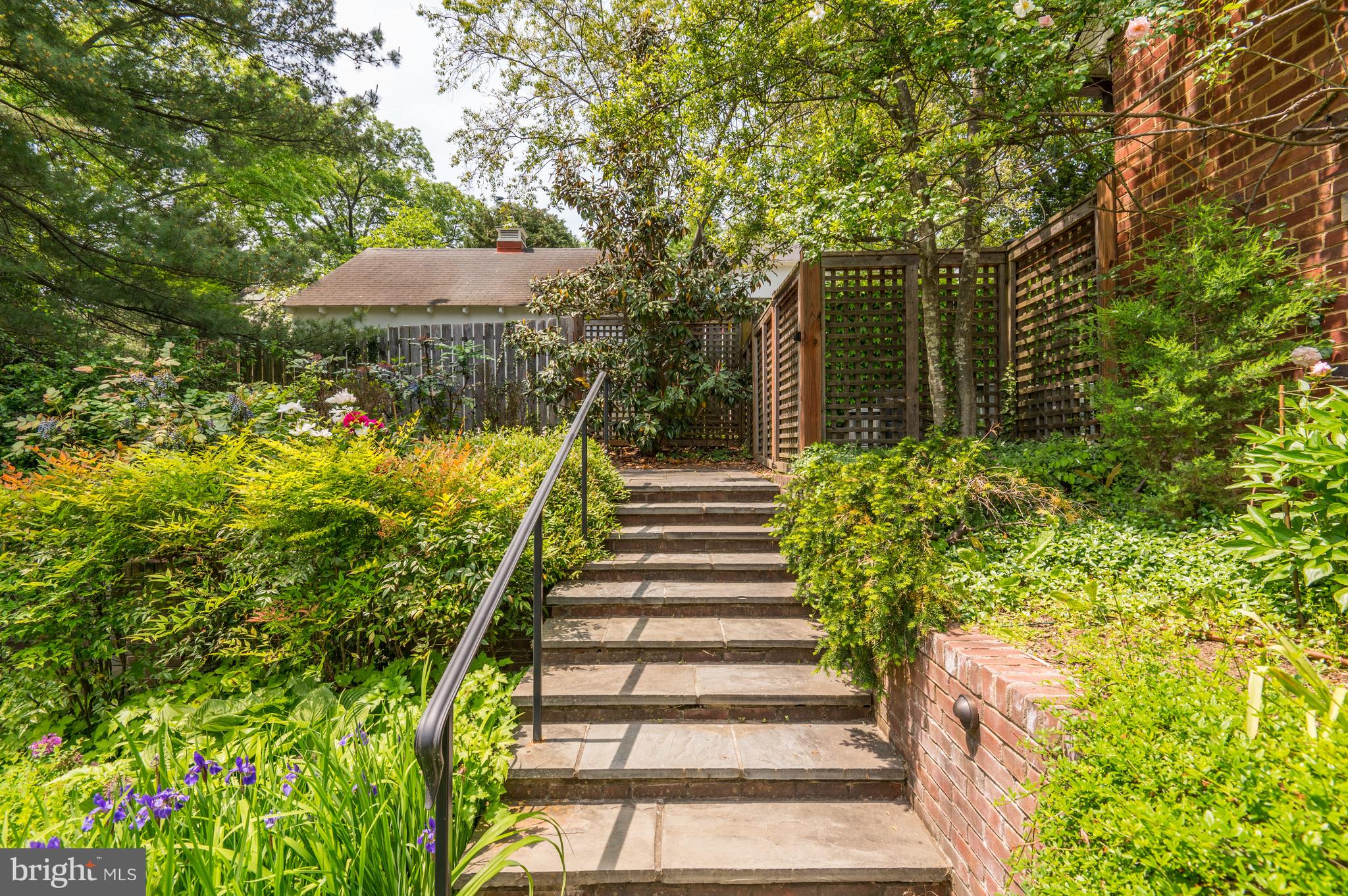 3024 44th St NW - Washington DC