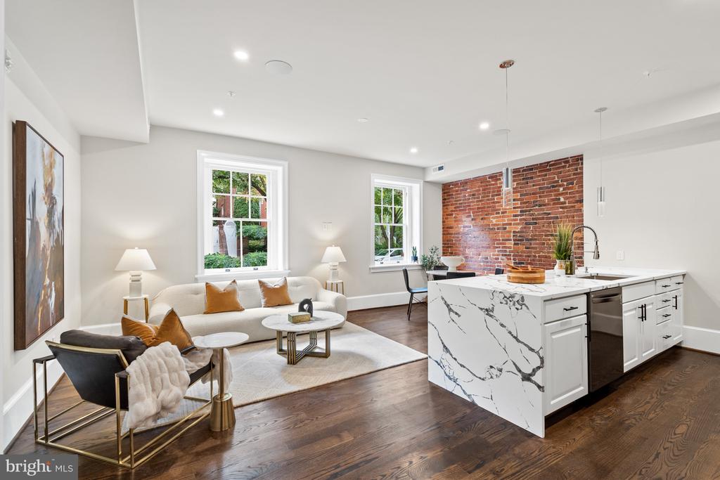 1305-1315 30th St NW #202 - Washington DC