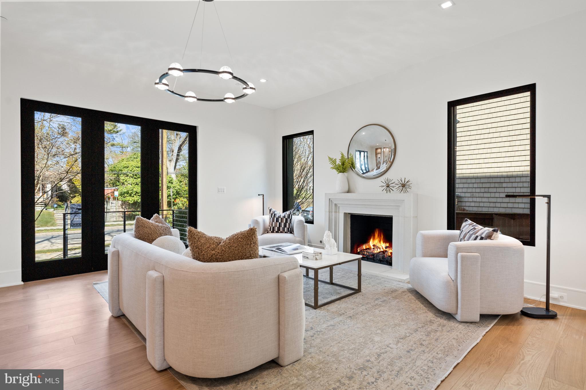 4820 Hutchins Pl NW - Washington DC