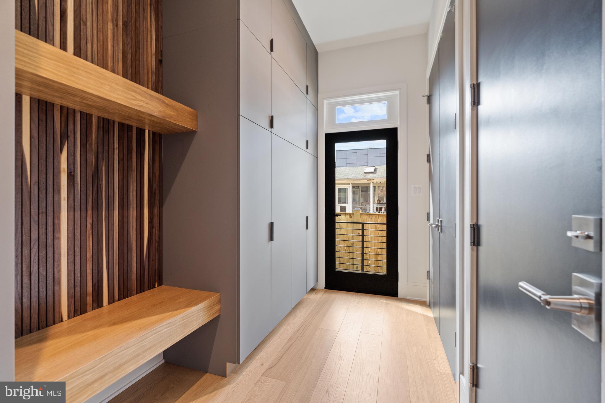 4820 Hutchins Pl NW - Washington DC