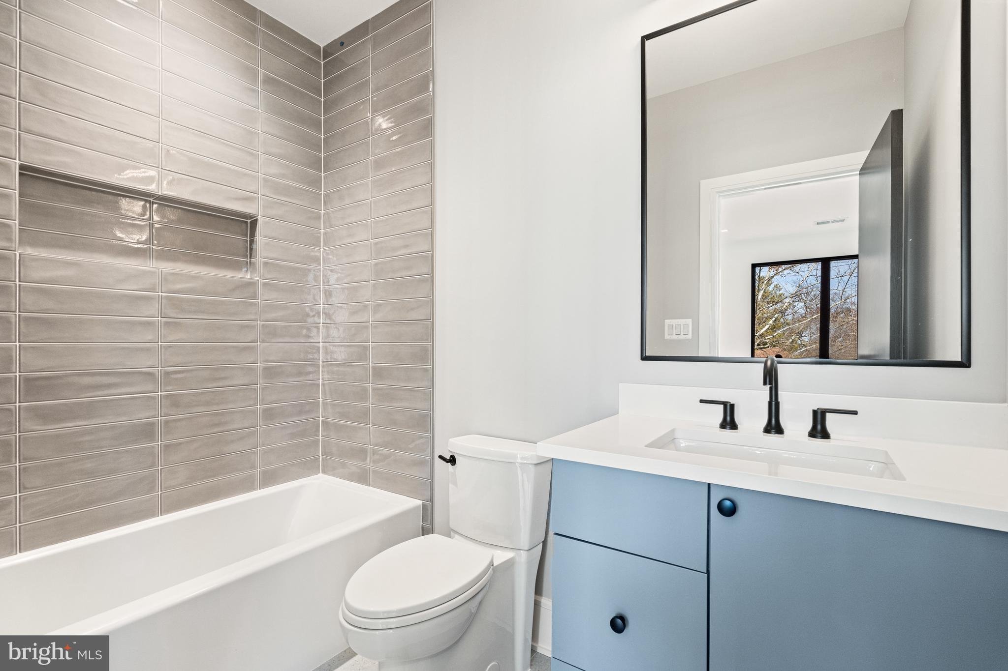 4820 Hutchins Pl NW - Washington DC